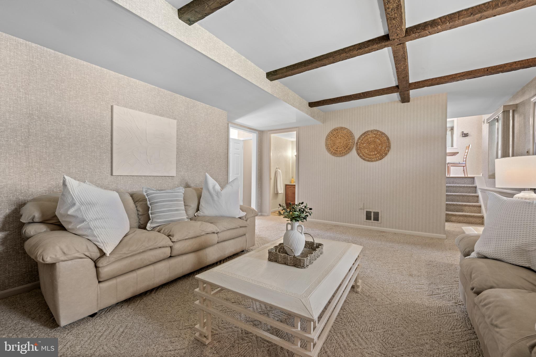 WILLOW GREENE - Residential