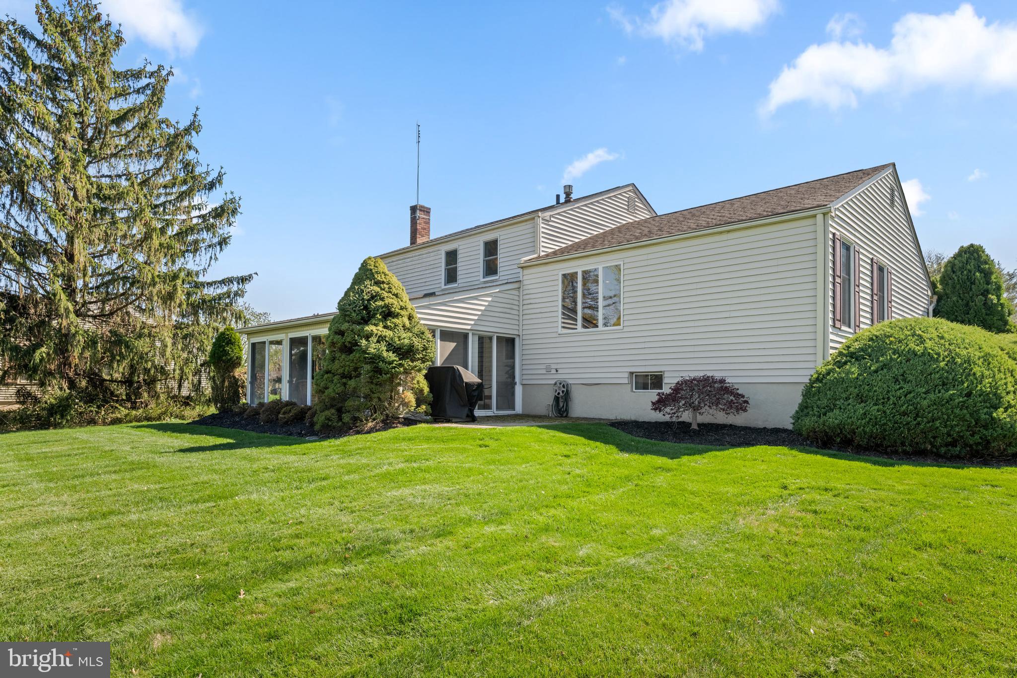 WILLOW GREENE - Residential