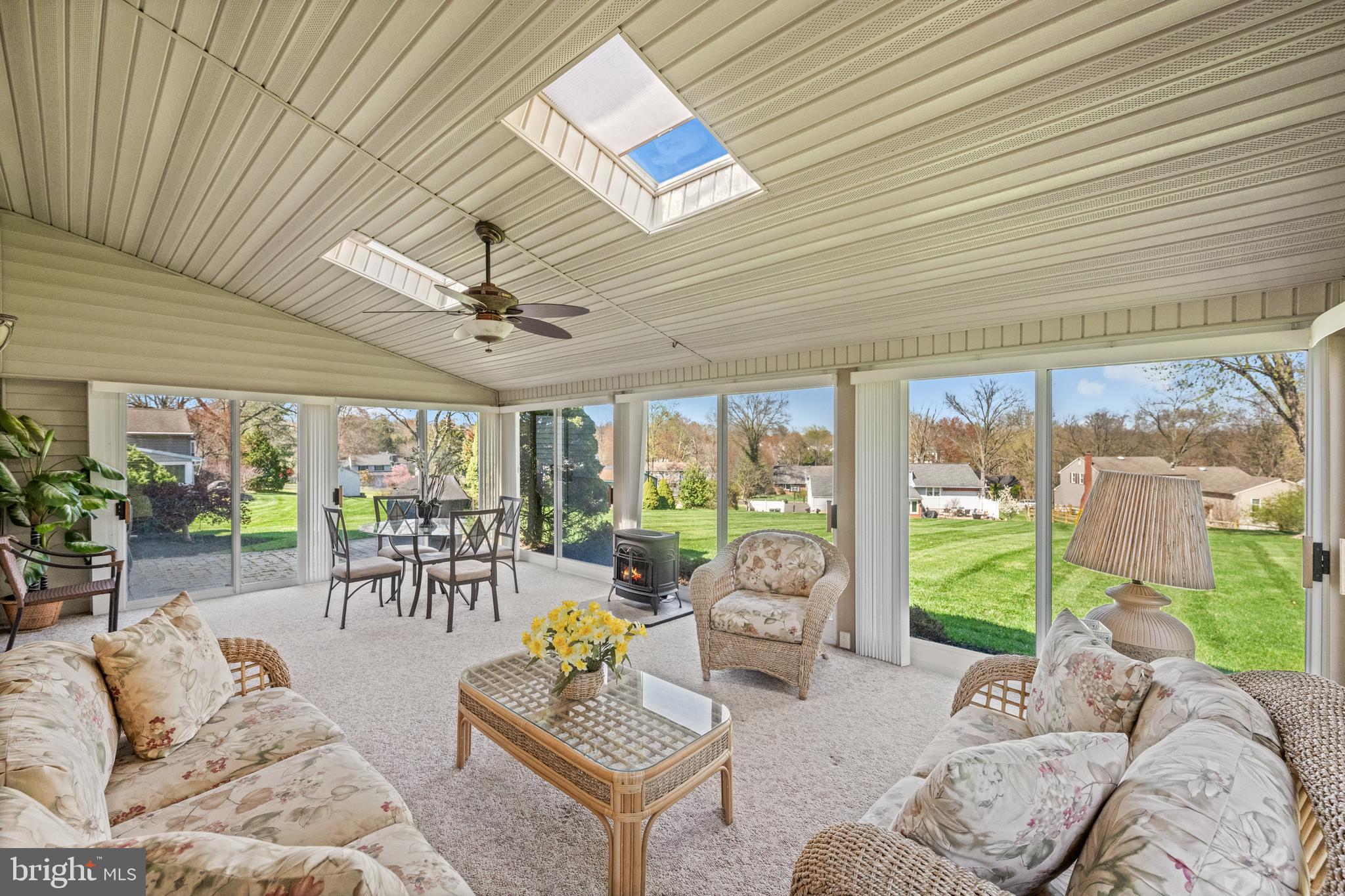 WILLOW GREENE - Residential