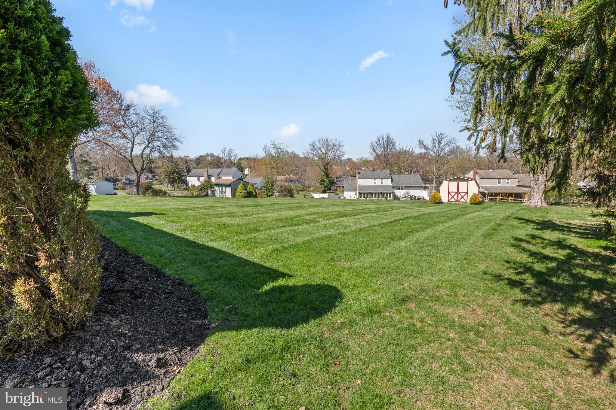 WILLOW GREENE - Residential