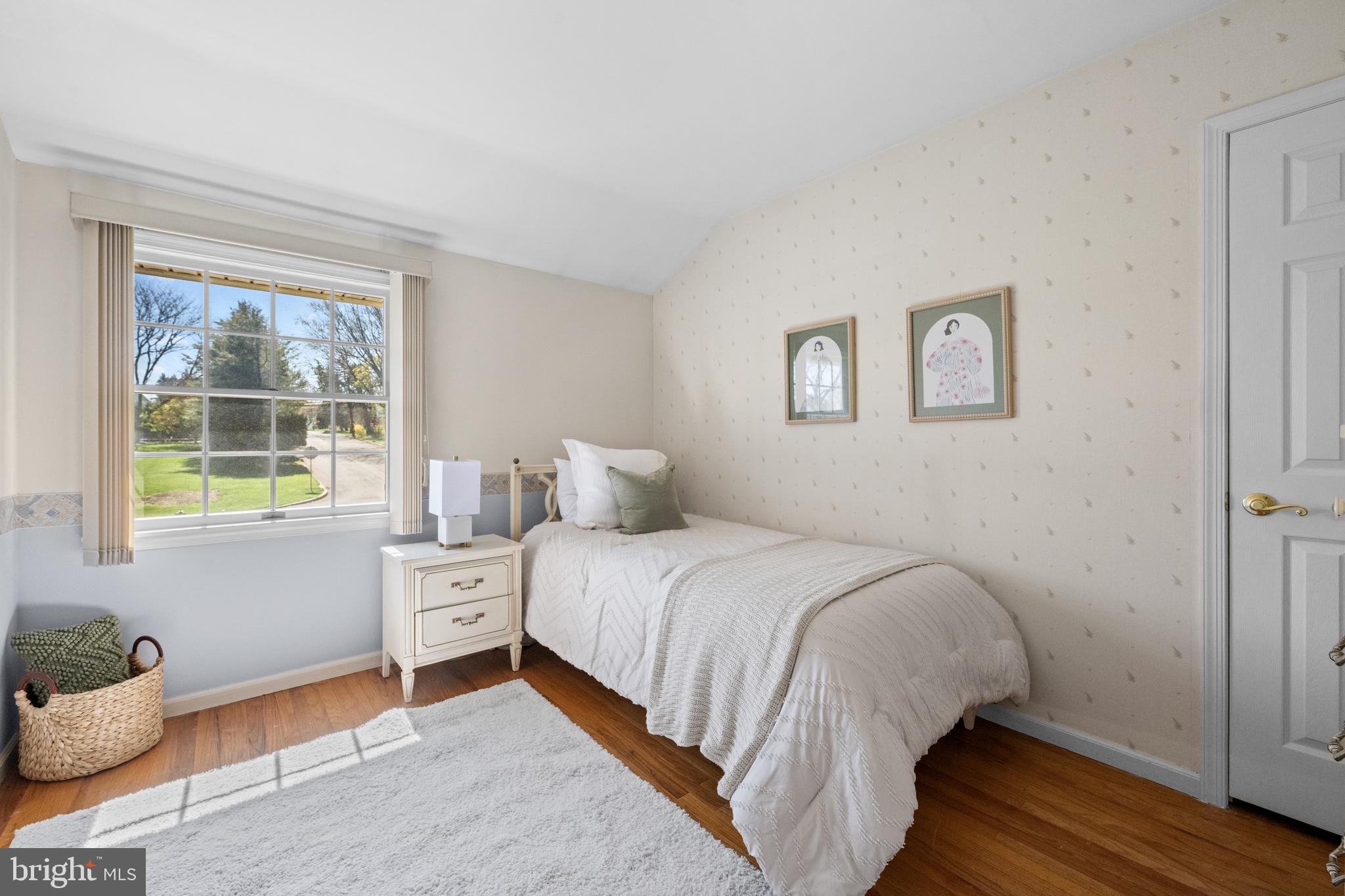 WILLOW GREENE - Residential