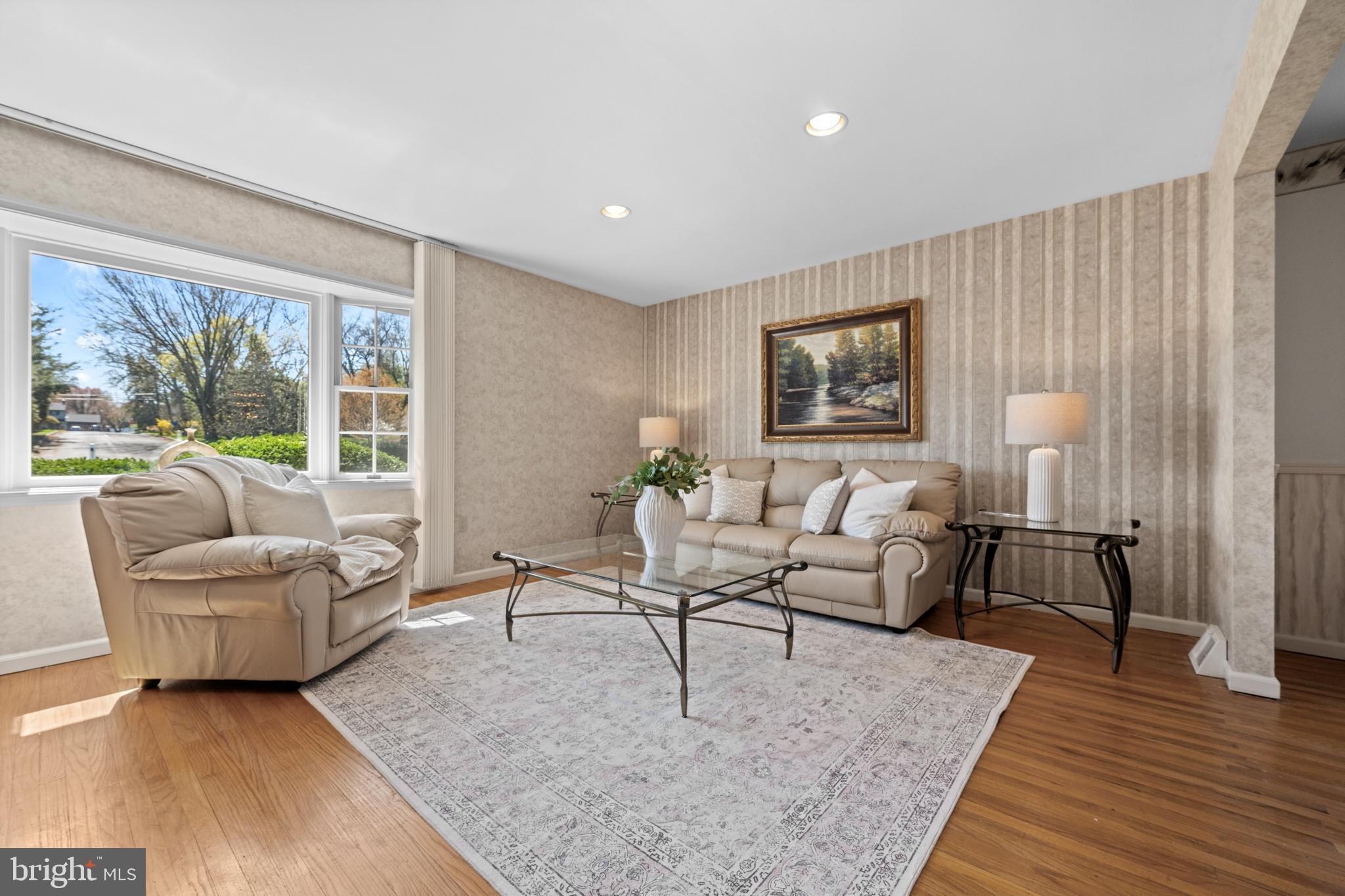 WILLOW GREENE - Residential