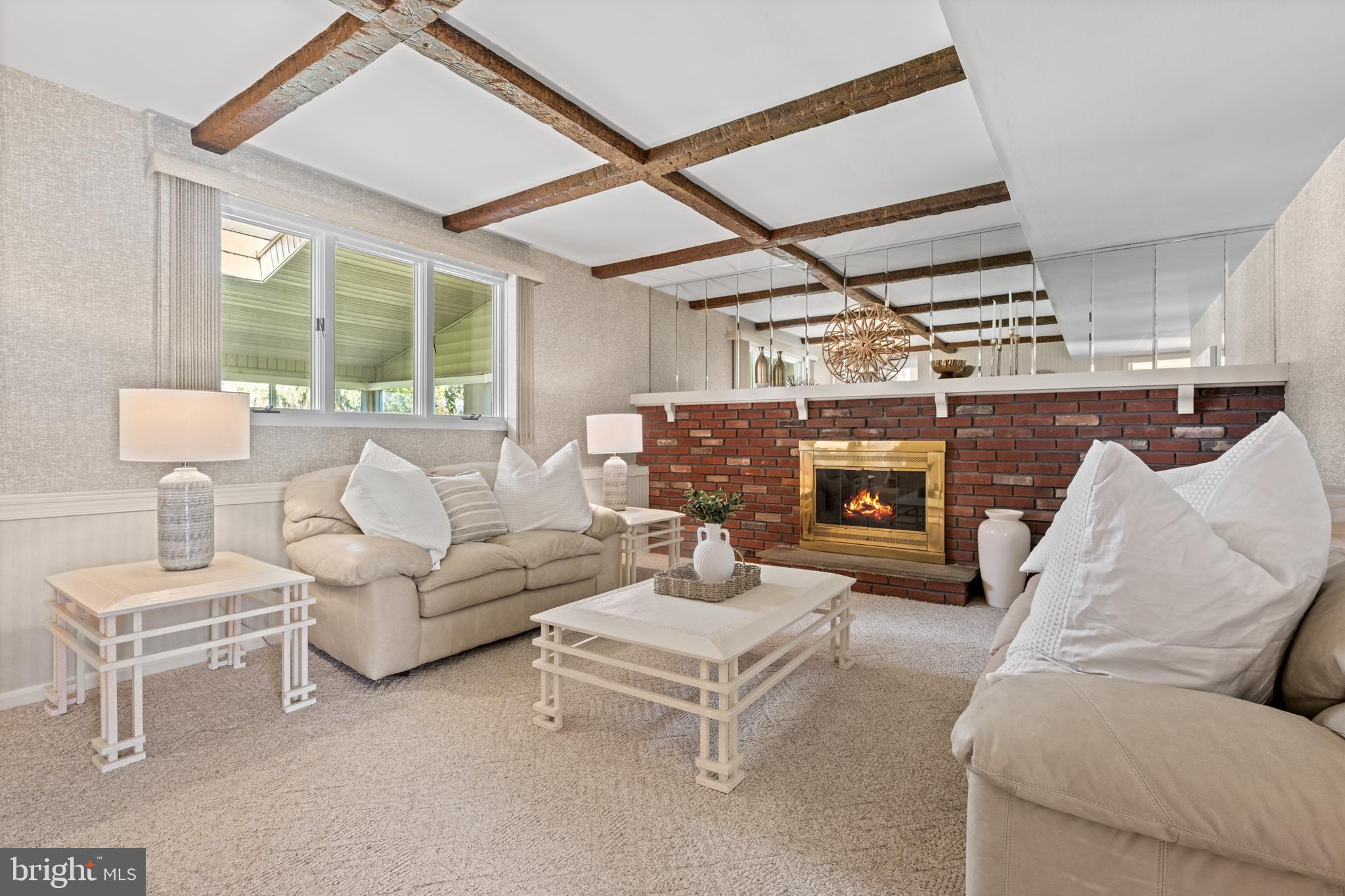 WILLOW GREENE - Residential