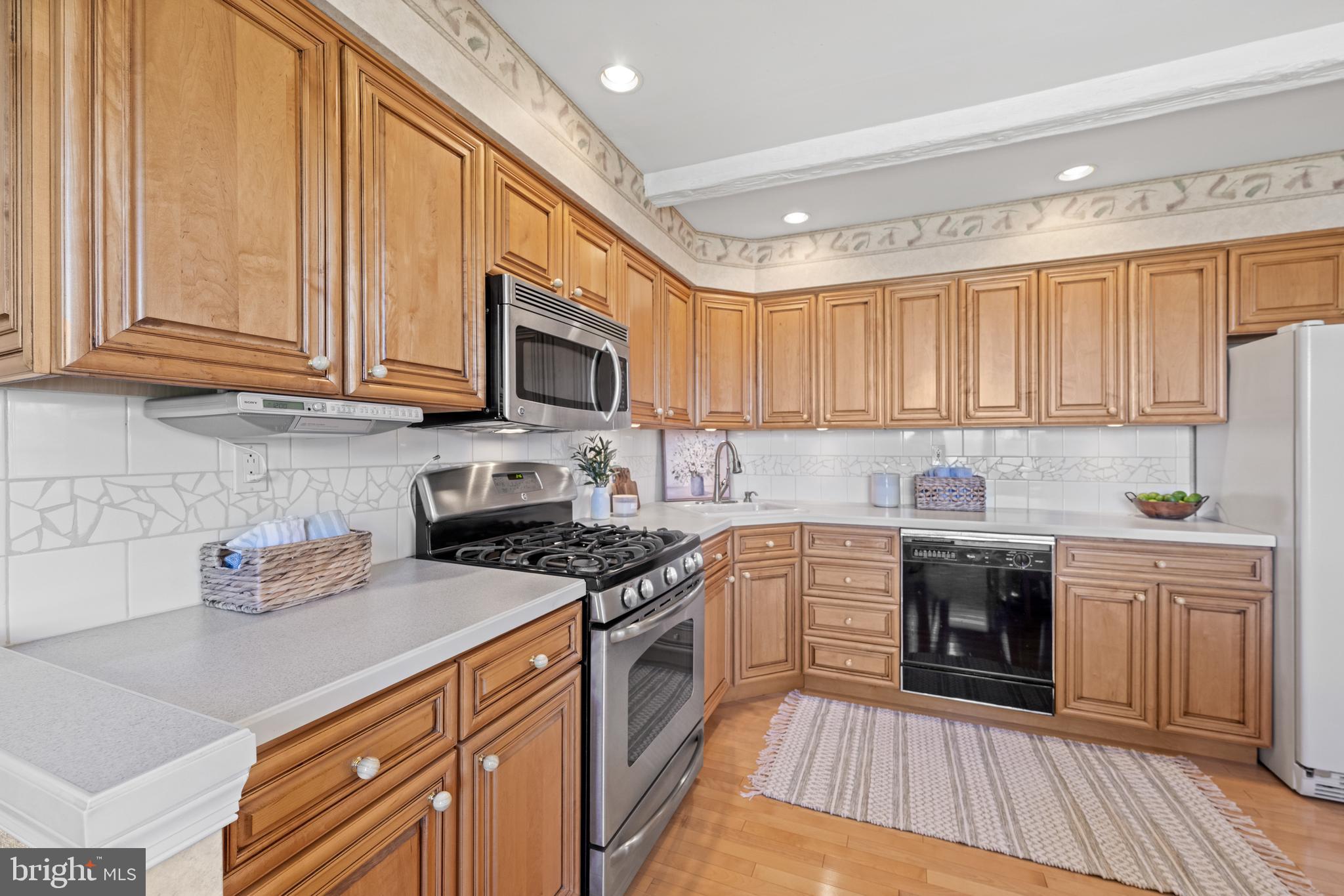 WILLOW GREENE - Residential