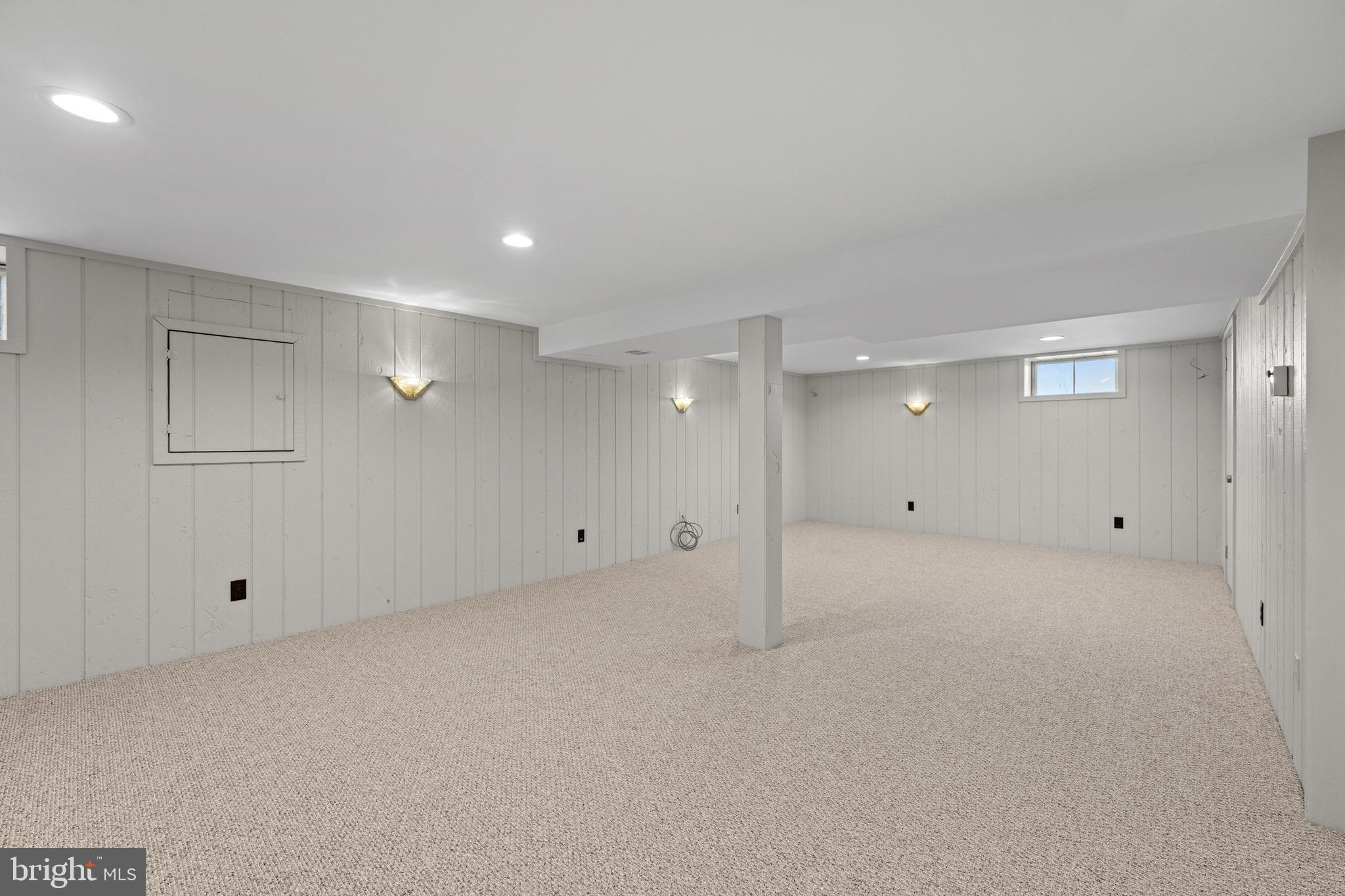 WILLOW GREENE - Residential