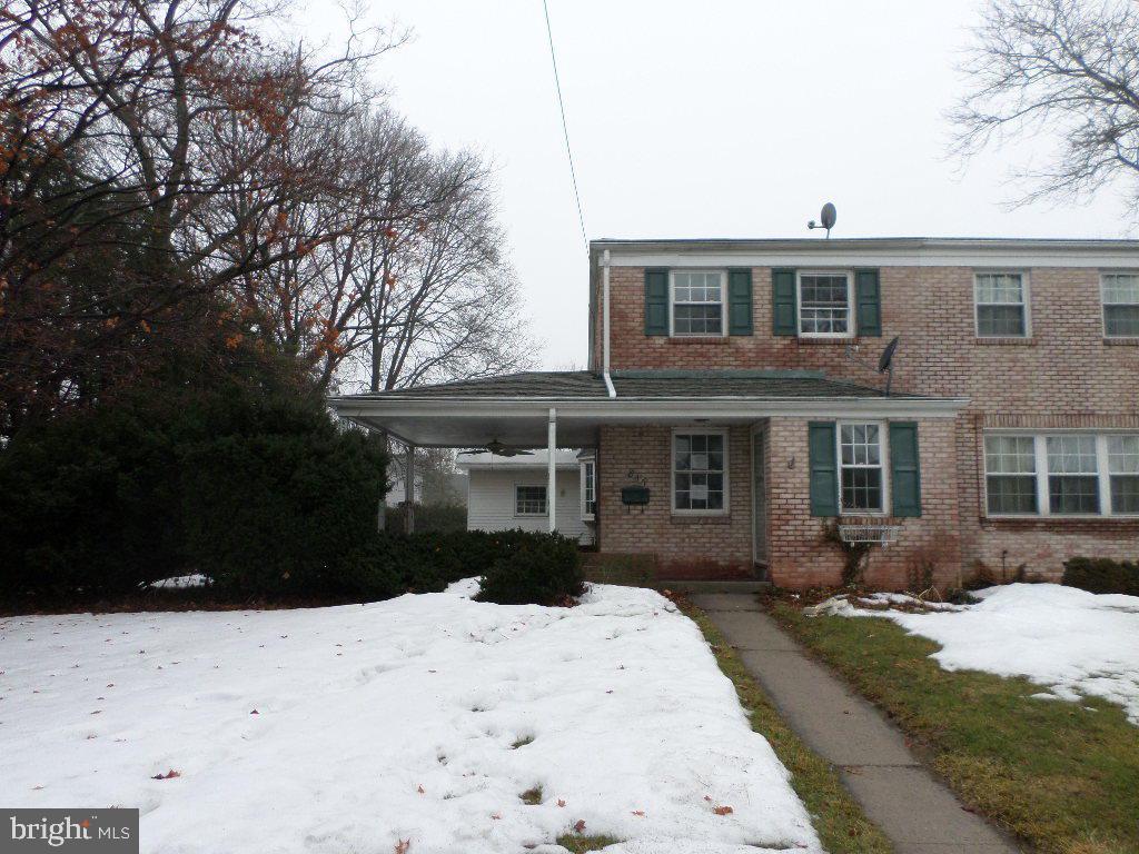 Spacious city brick home! 1st fl master suite w/ huge walk-in closet & shelving. Finished basement w/ bath & outside entrance. 12 X 16 covered patio Convenient location.''Equal Opportunity Housing''