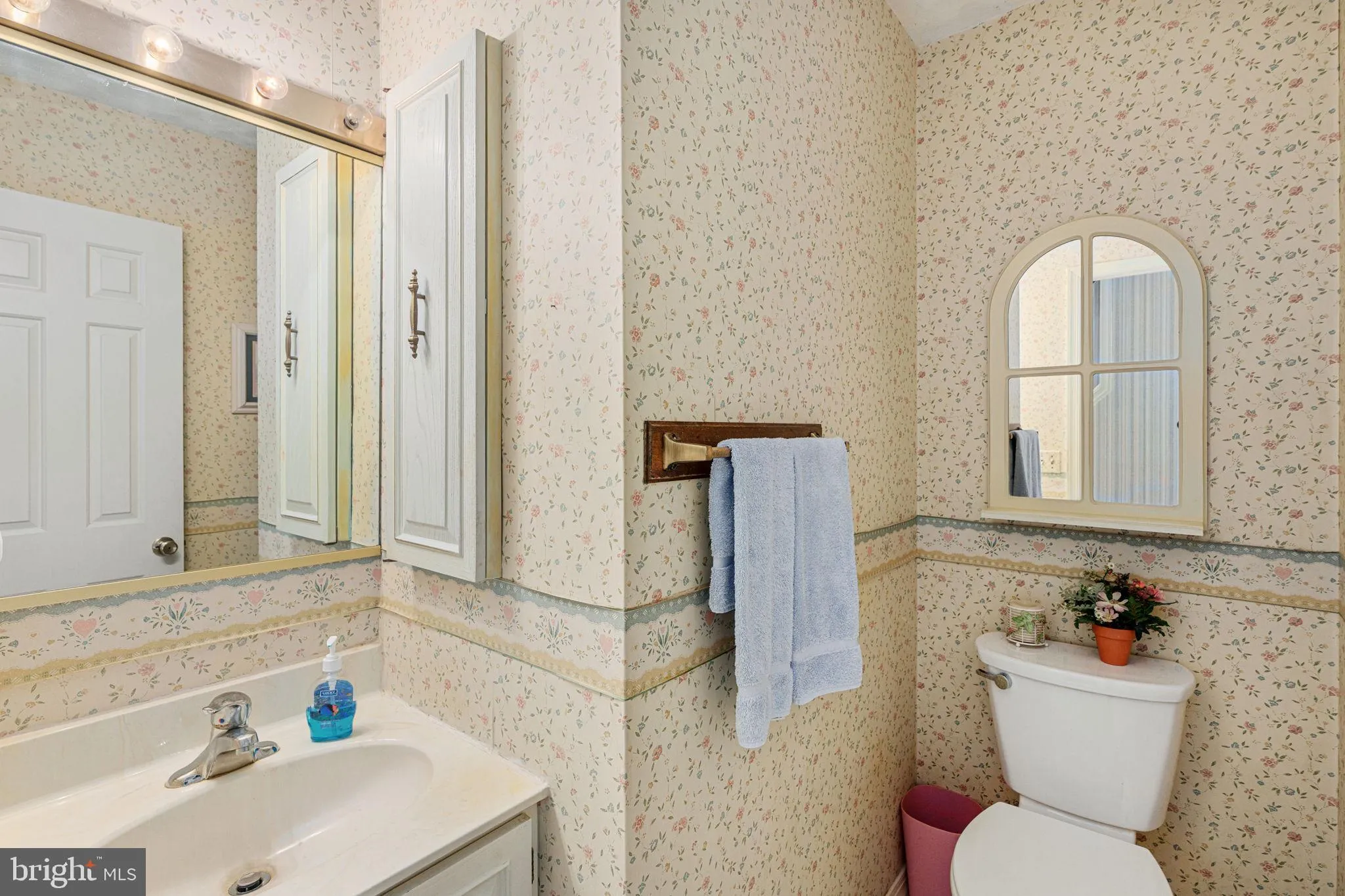 Macungie, Pennsylvania 18062, United States, 4 Bedrooms Bedrooms, ,3 BathroomsBathrooms,Residential,Active,222264