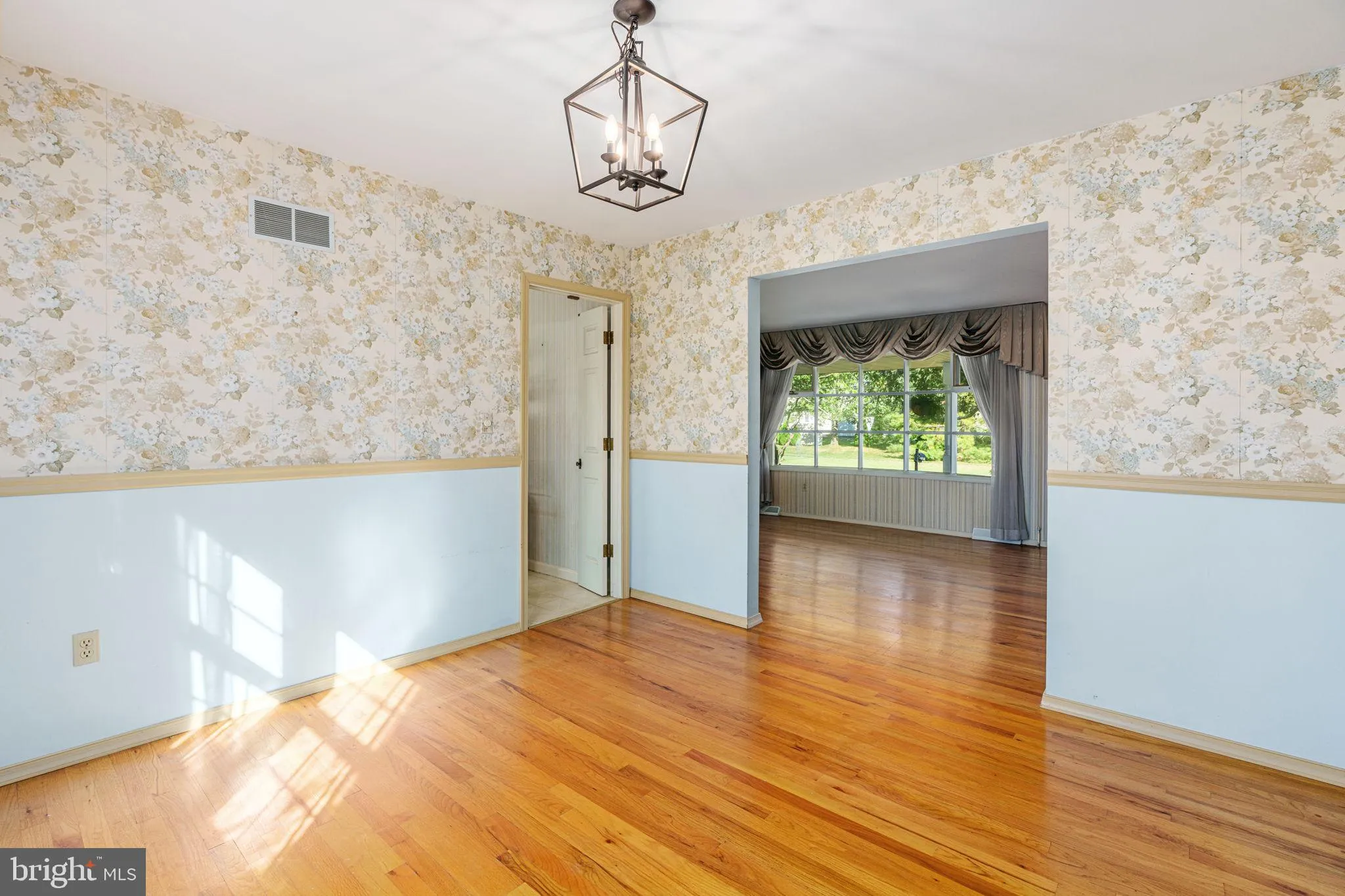 Macungie, Pennsylvania 18062, United States, 4 Bedrooms Bedrooms, ,3 BathroomsBathrooms,Residential,Active,222264