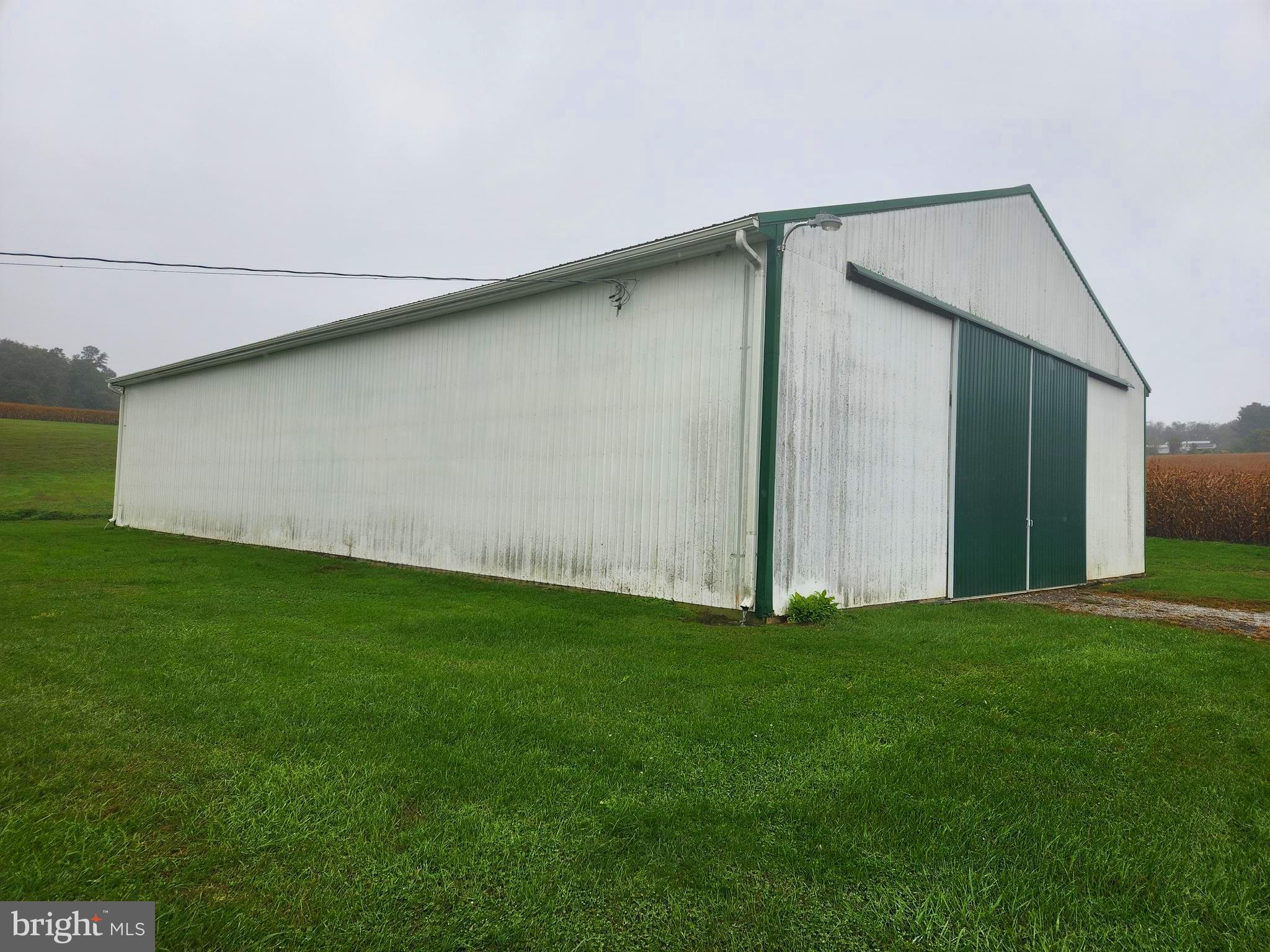 888 HILLDALE ROAD