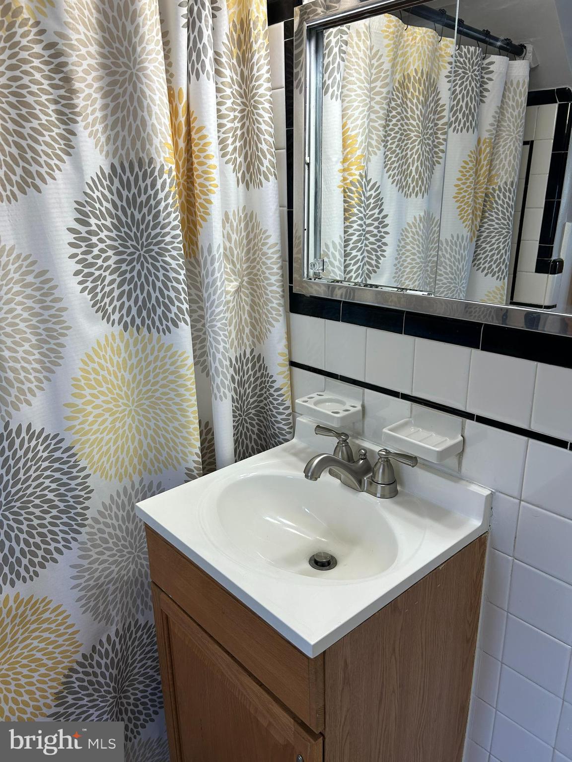 WOODMERE - Residential Lease