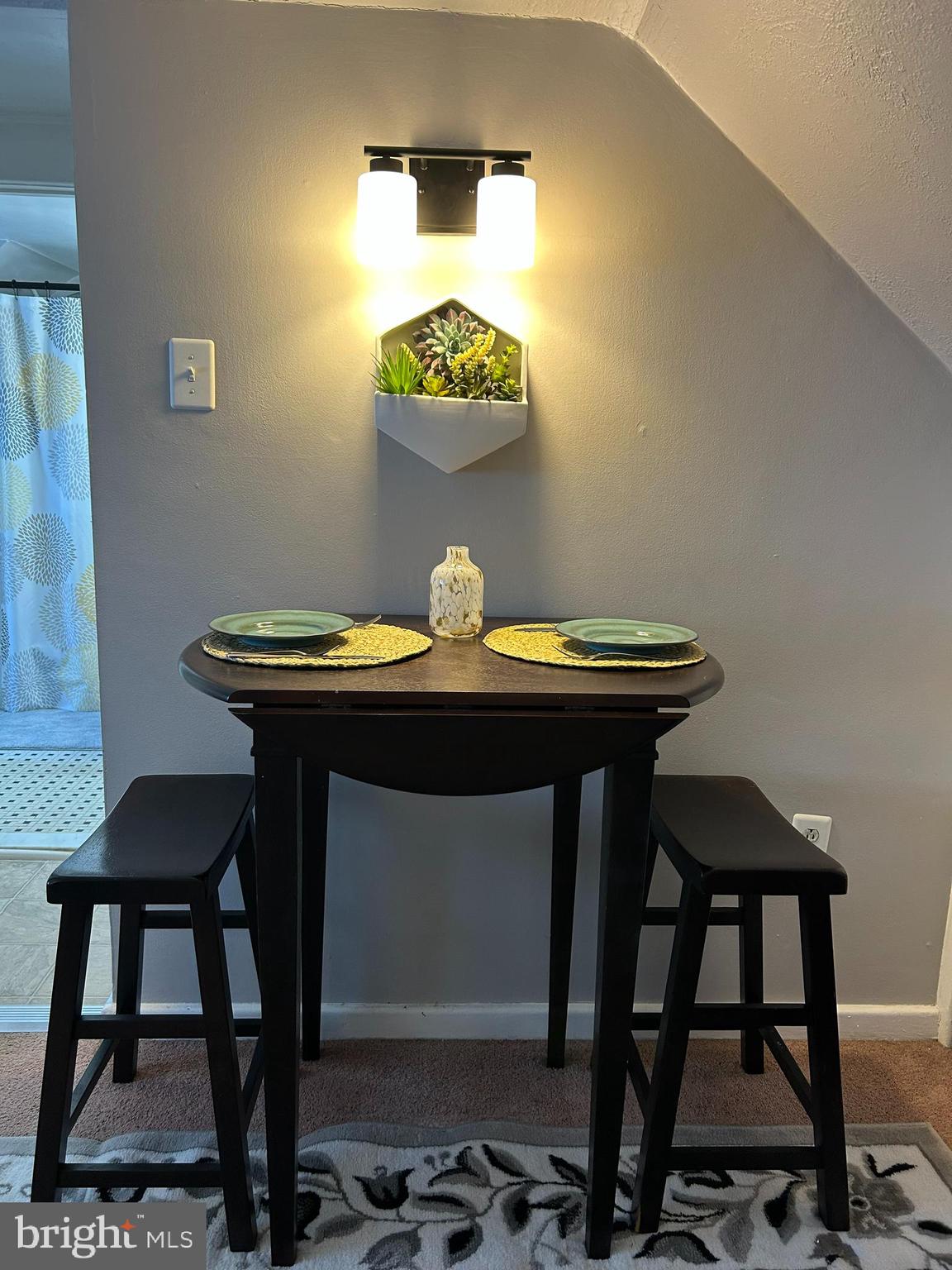 WOODMERE - Residential Lease