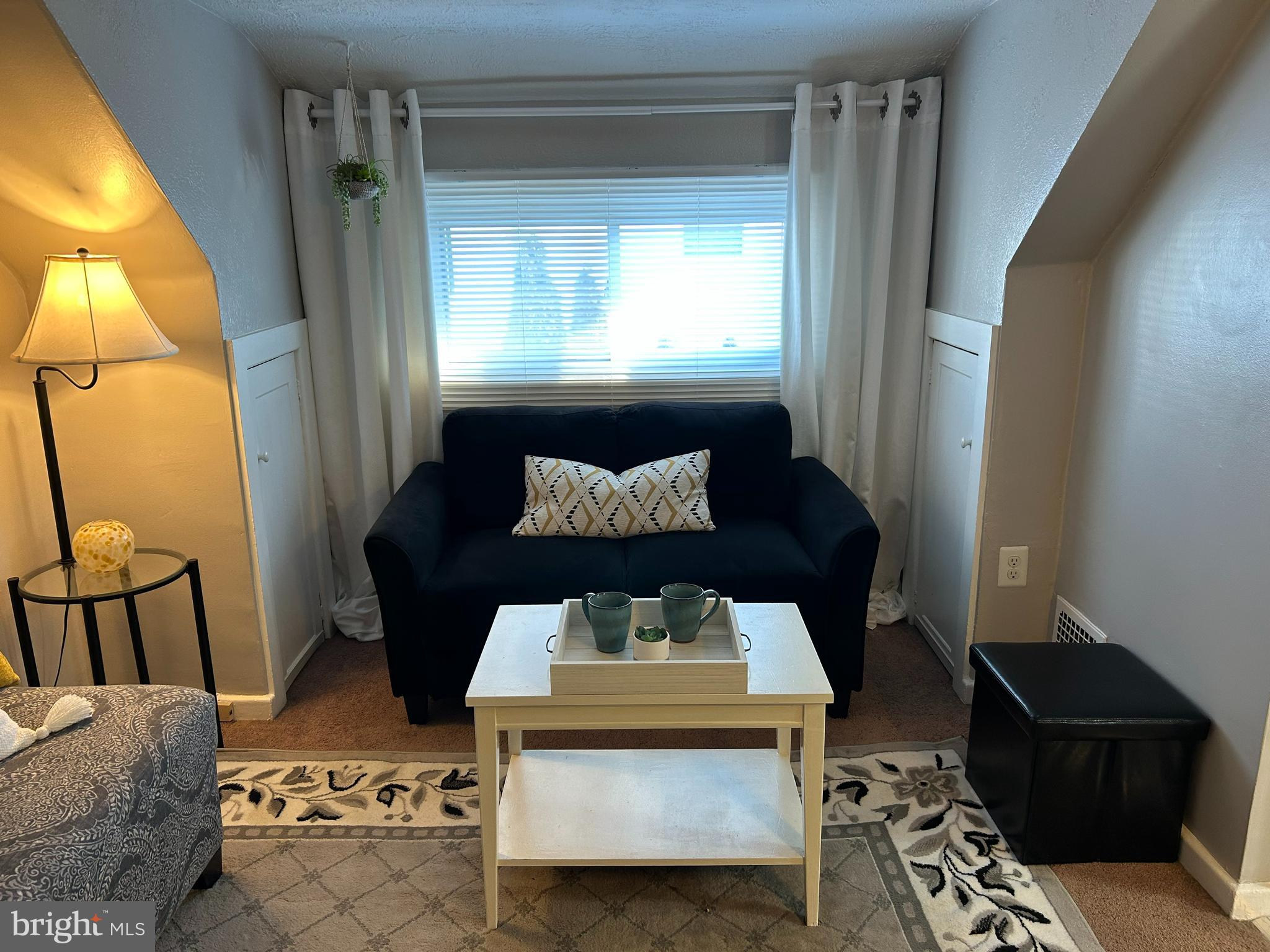 WOODMERE - Residential Lease