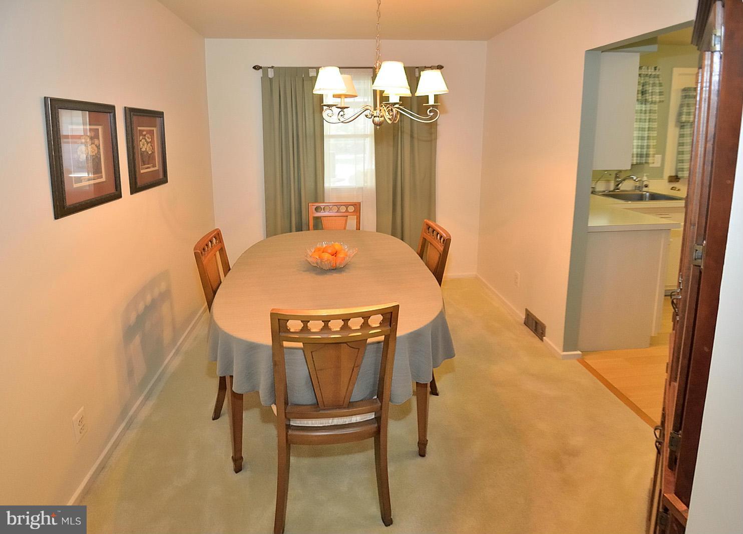 FAIRFAX HOMES - Residential