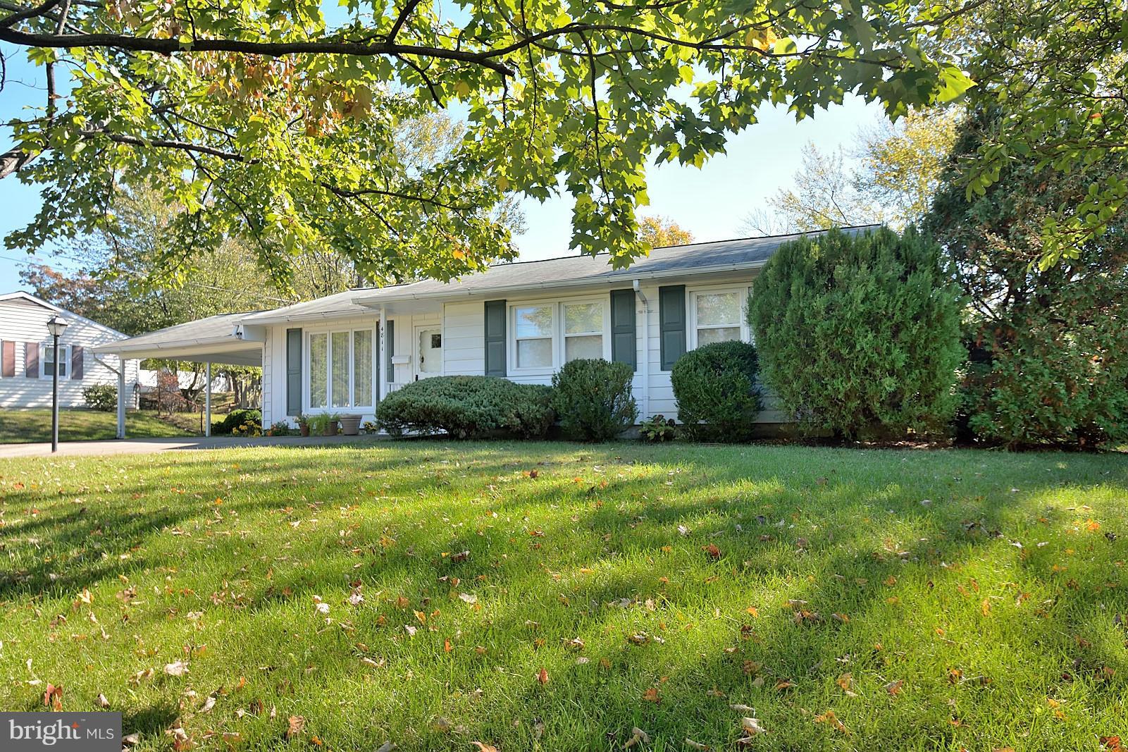 FAIRFAX HOMES - Residential