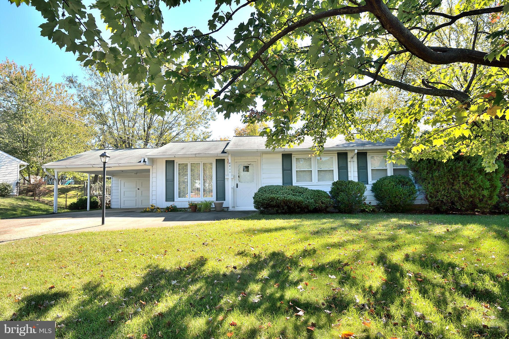 FAIRFAX HOMES - Residential