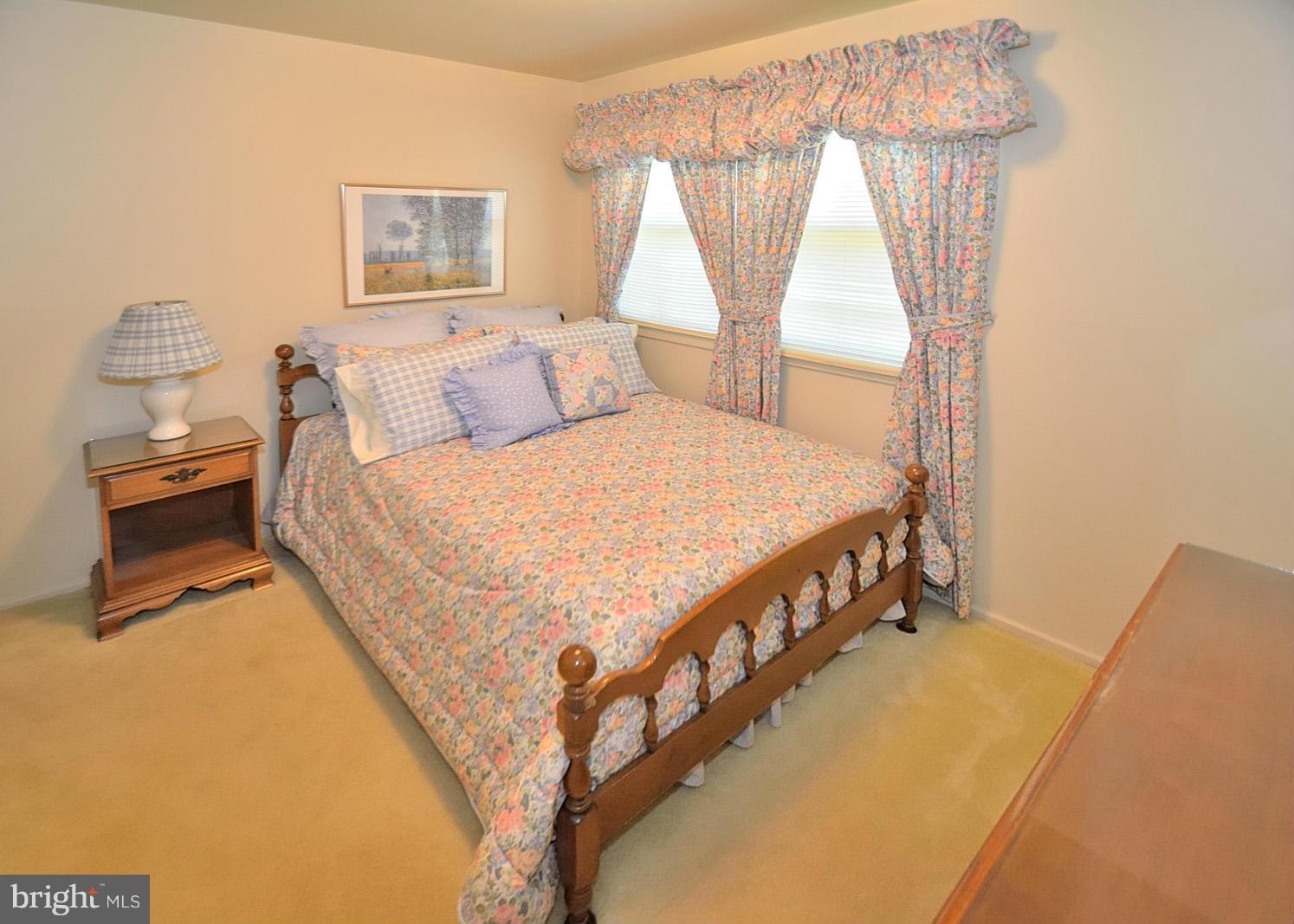 FAIRFAX HOMES - Residential