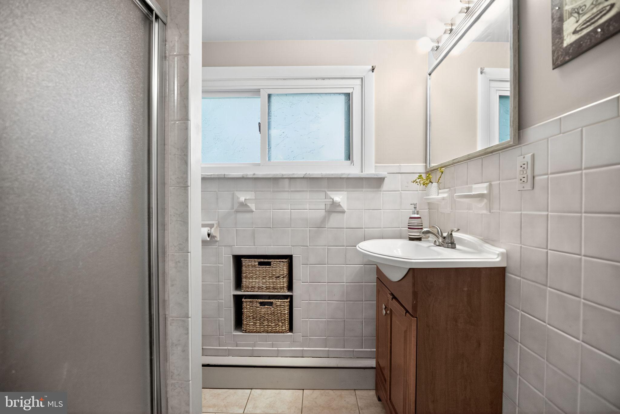 HUNTINGDON VALLEY - Residential