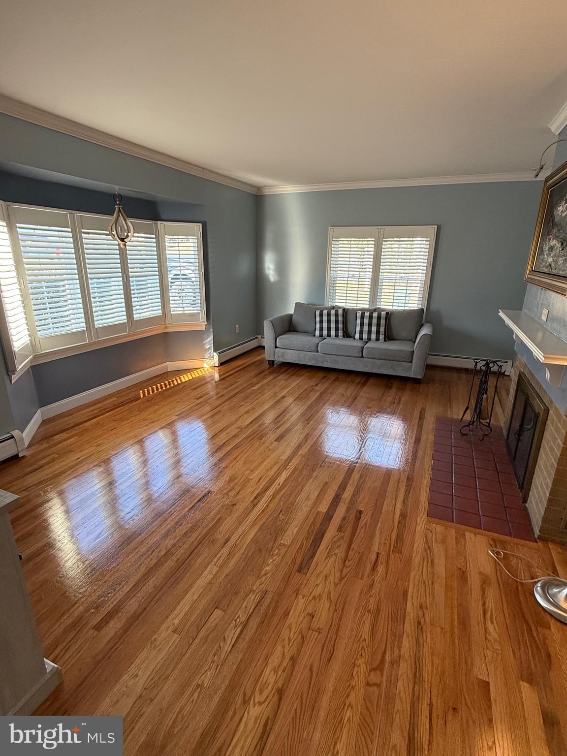 HUNTINGDON VALLEY - Residential