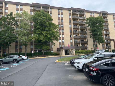 Photo of 3100 S Manchester Street #832, FALLS CHURCH, VA 22044 (MLS # VAFX2334644)