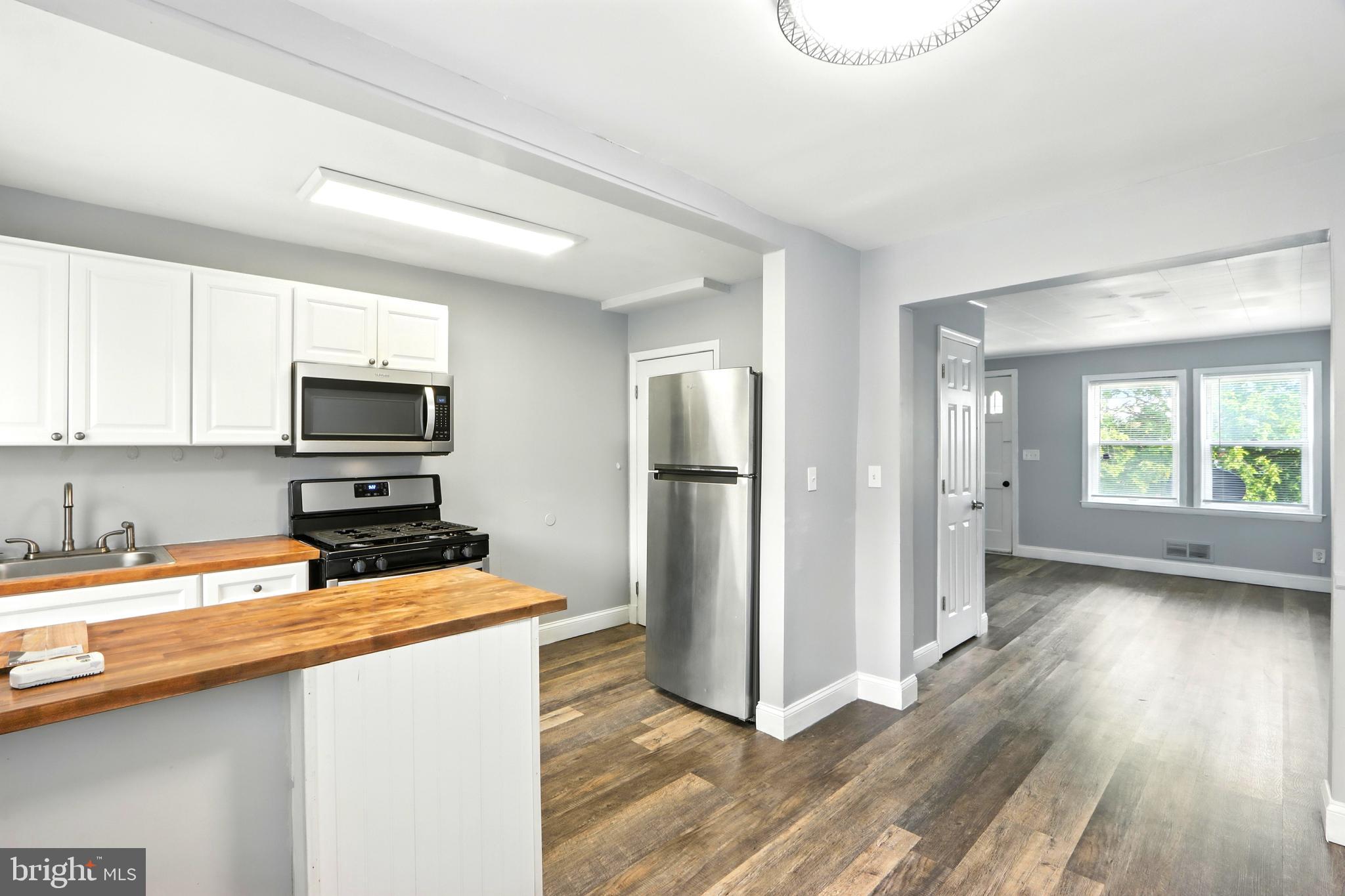 BELAIR-EDISON - Residential Lease