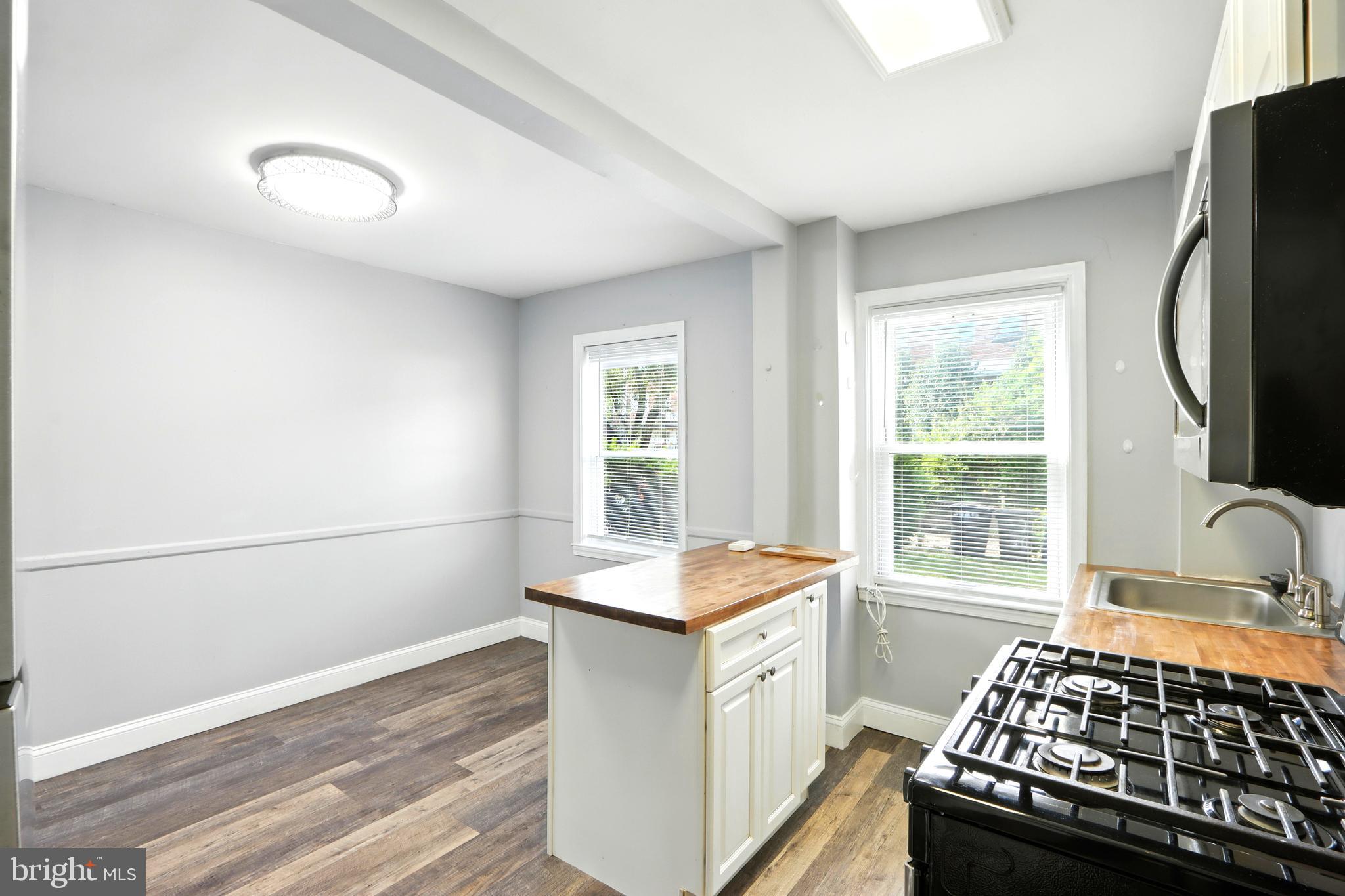 BELAIR-EDISON - Residential Lease