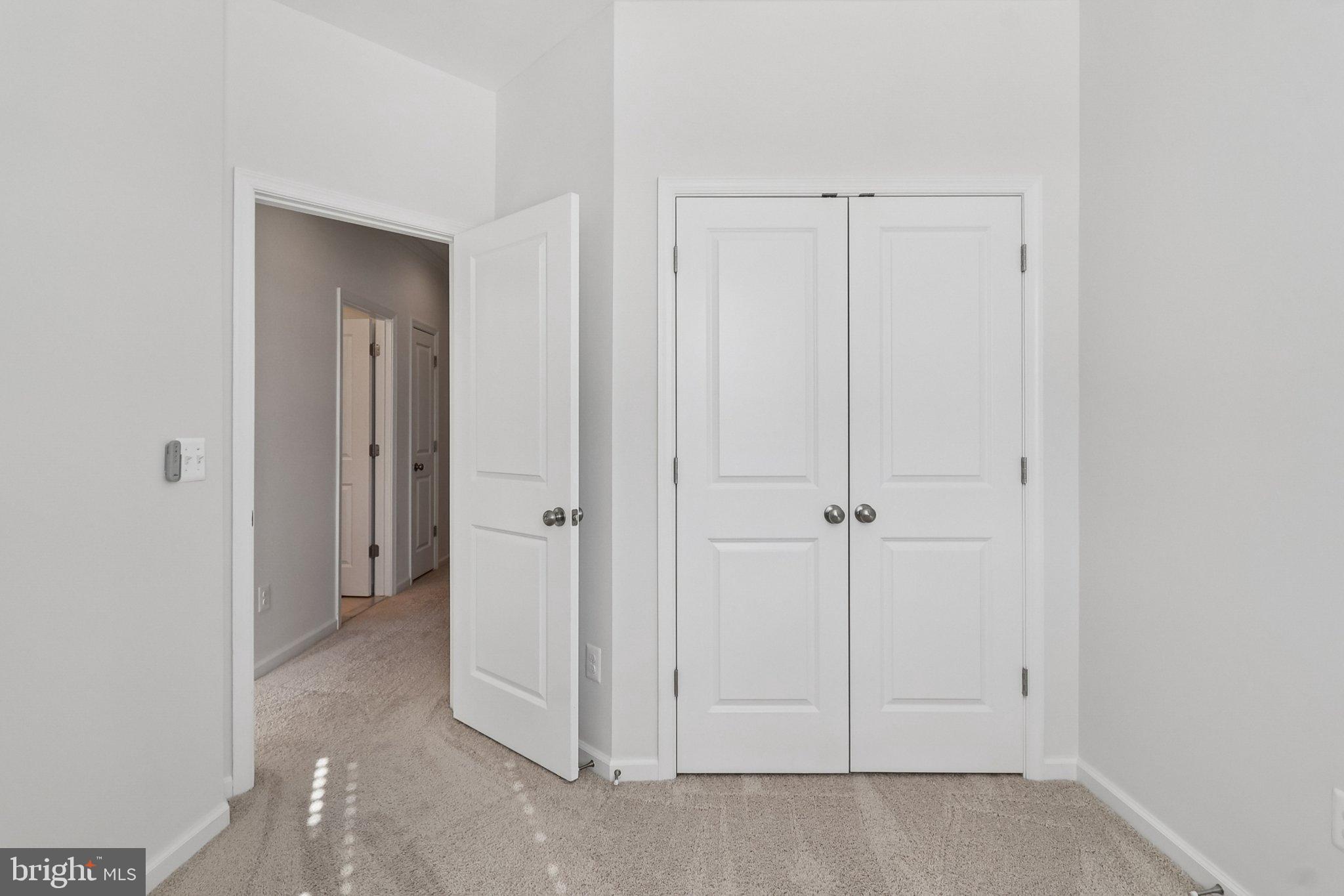 LAUREL HILL - Residential