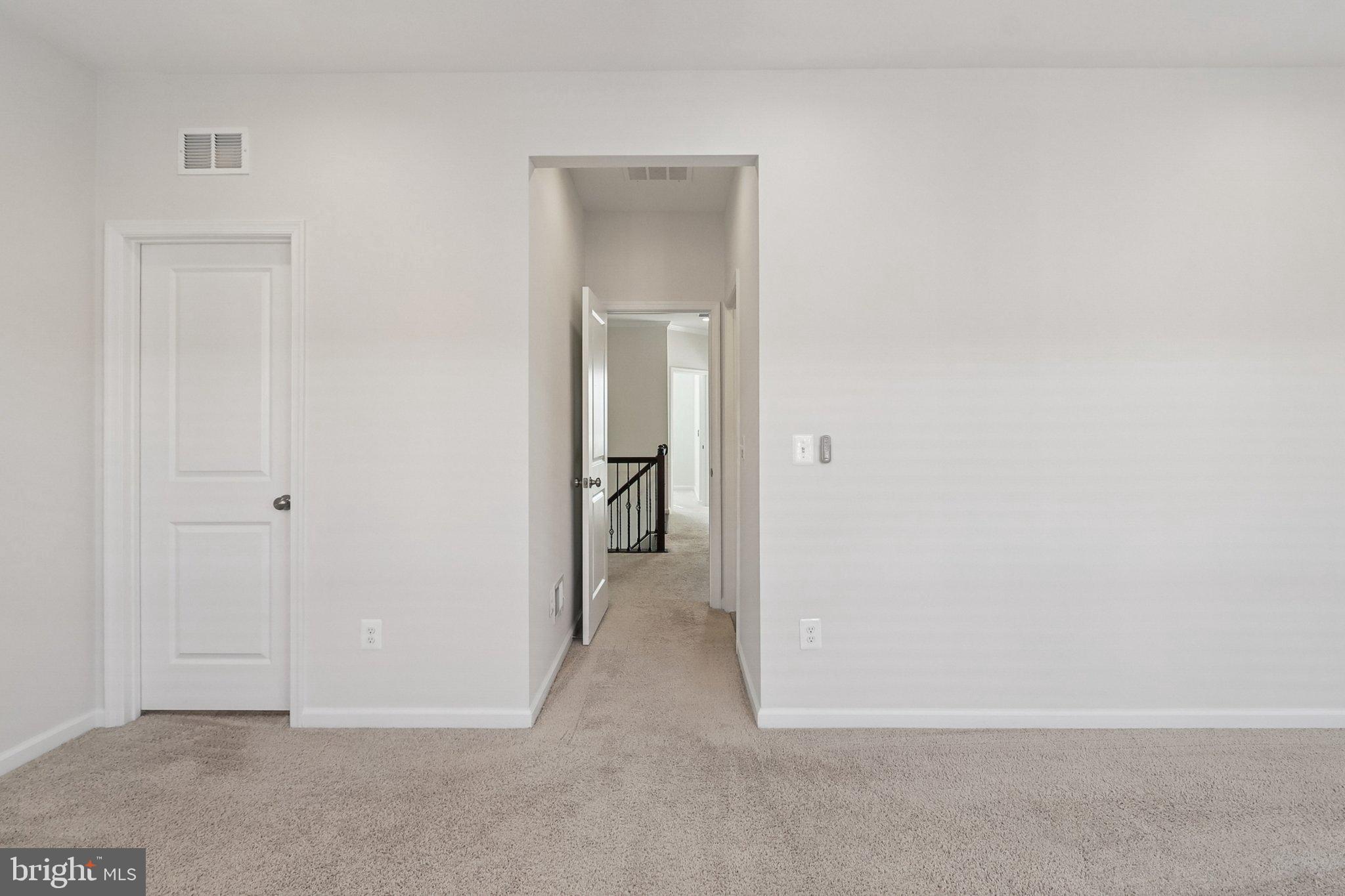 LAUREL HILL - Residential