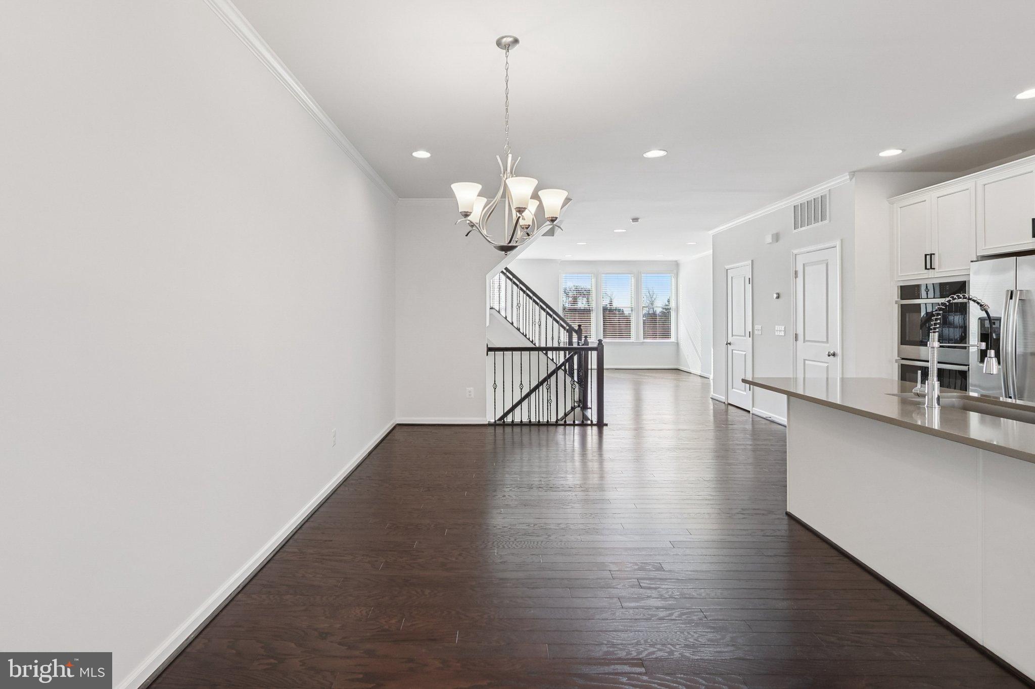 LAUREL HILL - Residential