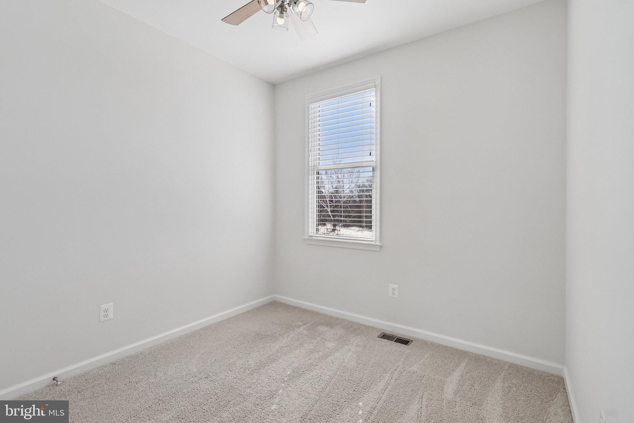 LAUREL HILL - Residential