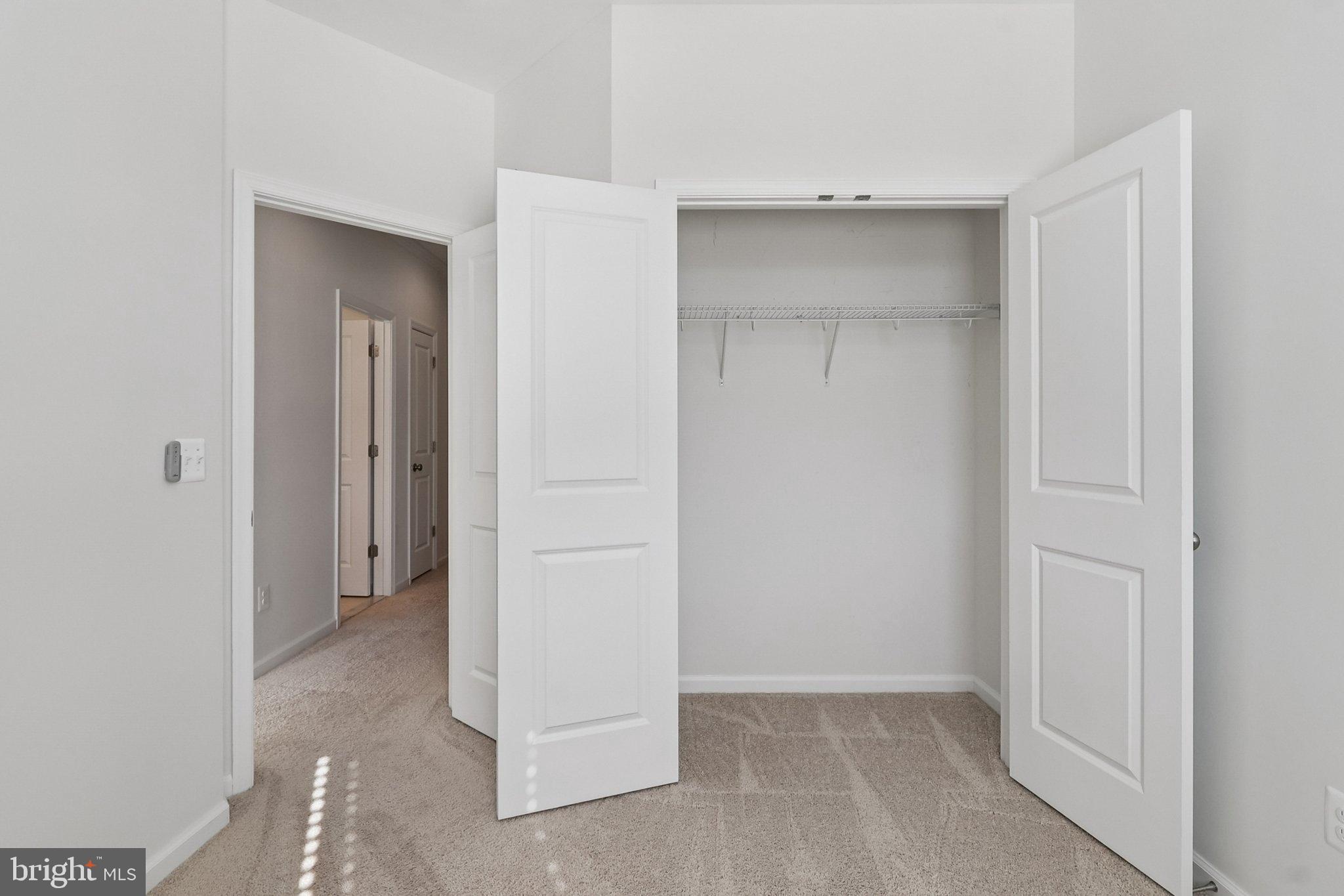 LAUREL HILL - Residential