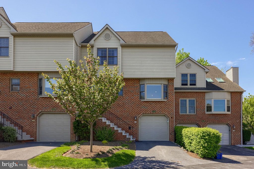 Photo of 60 River Bend Park, LANCASTER, PA 17602 (MLS # PALA2069042)