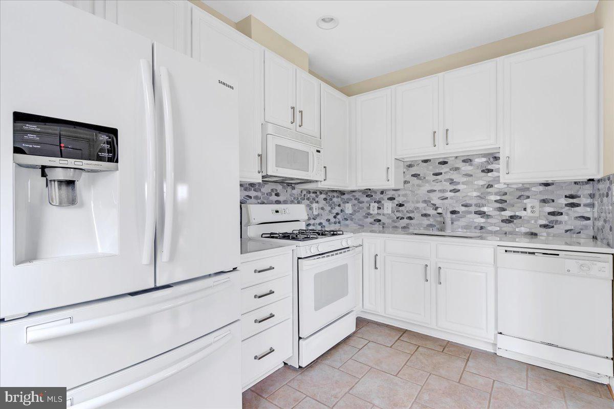 HUNTERS BRANCH - Residential