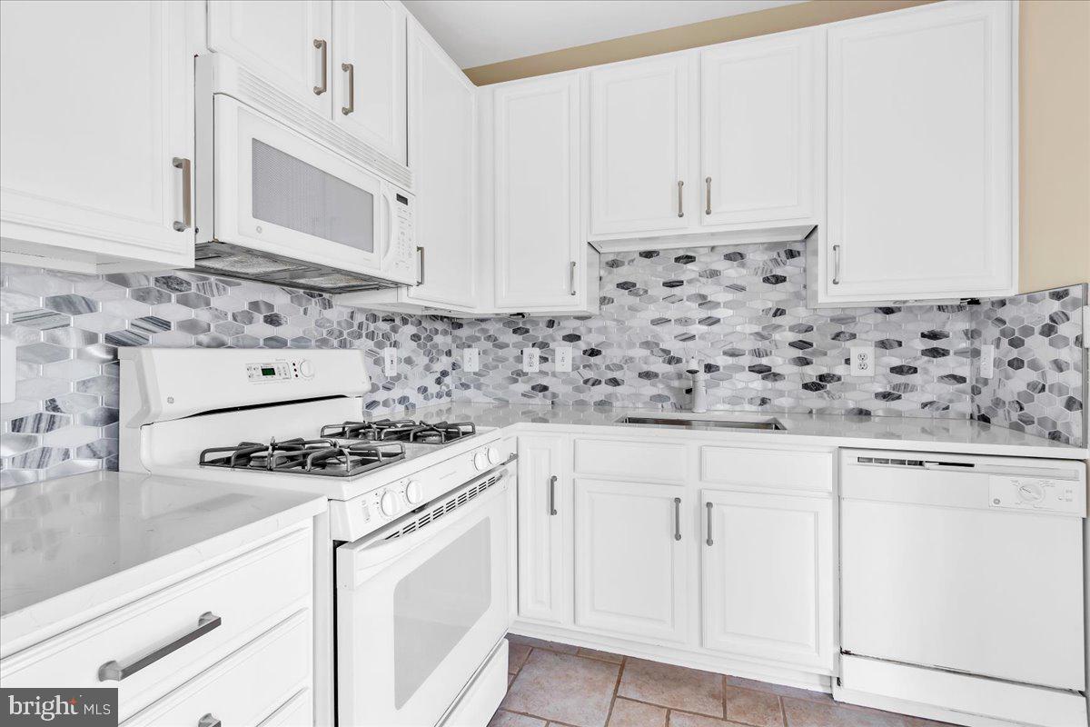 HUNTERS BRANCH - Residential