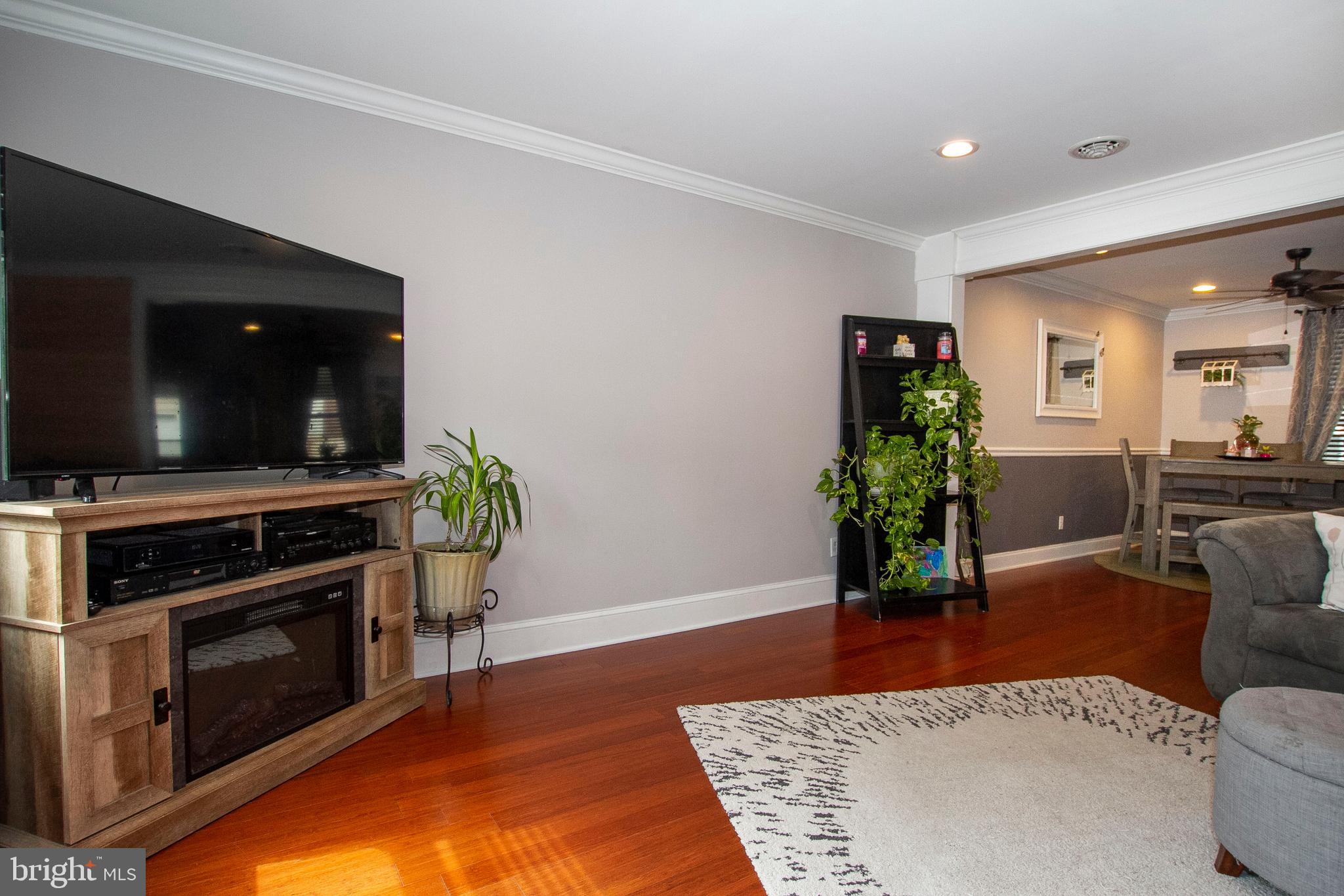 RIDGELEIGH - Residential