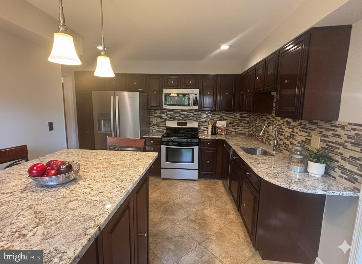 OAKLEIGH FOREST - Residential