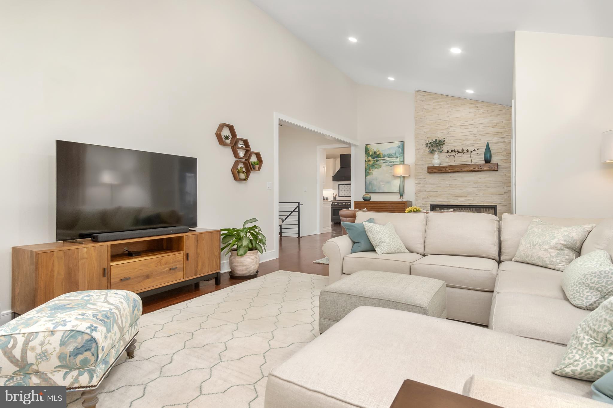 BRIGHTWOOD ACRES - Residential