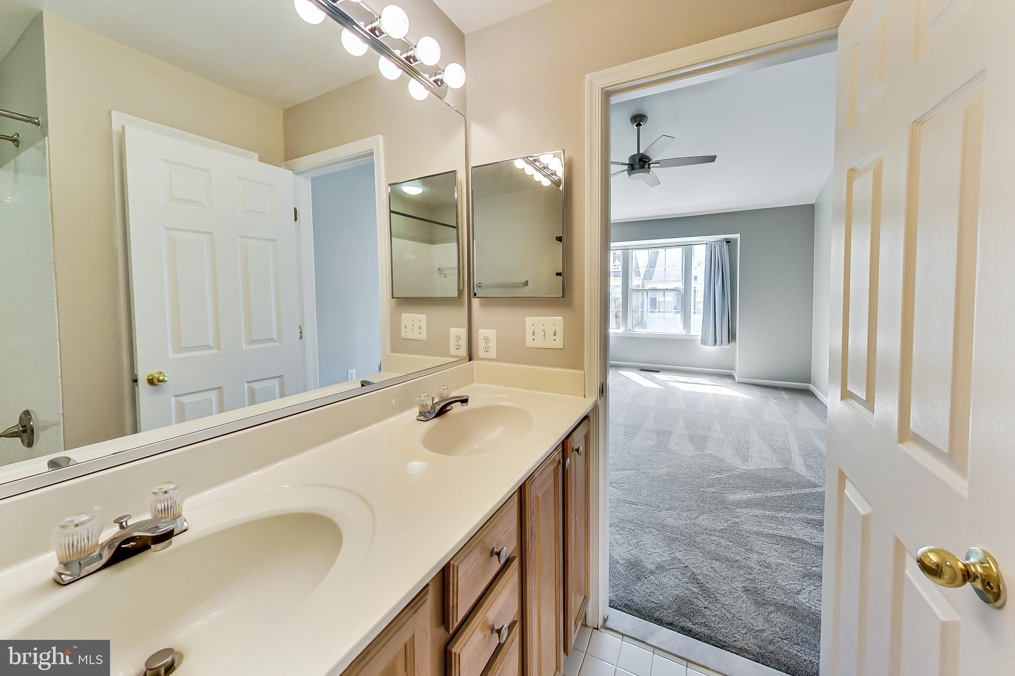 RANDOM HILLS LAND BAY - Residential Lease