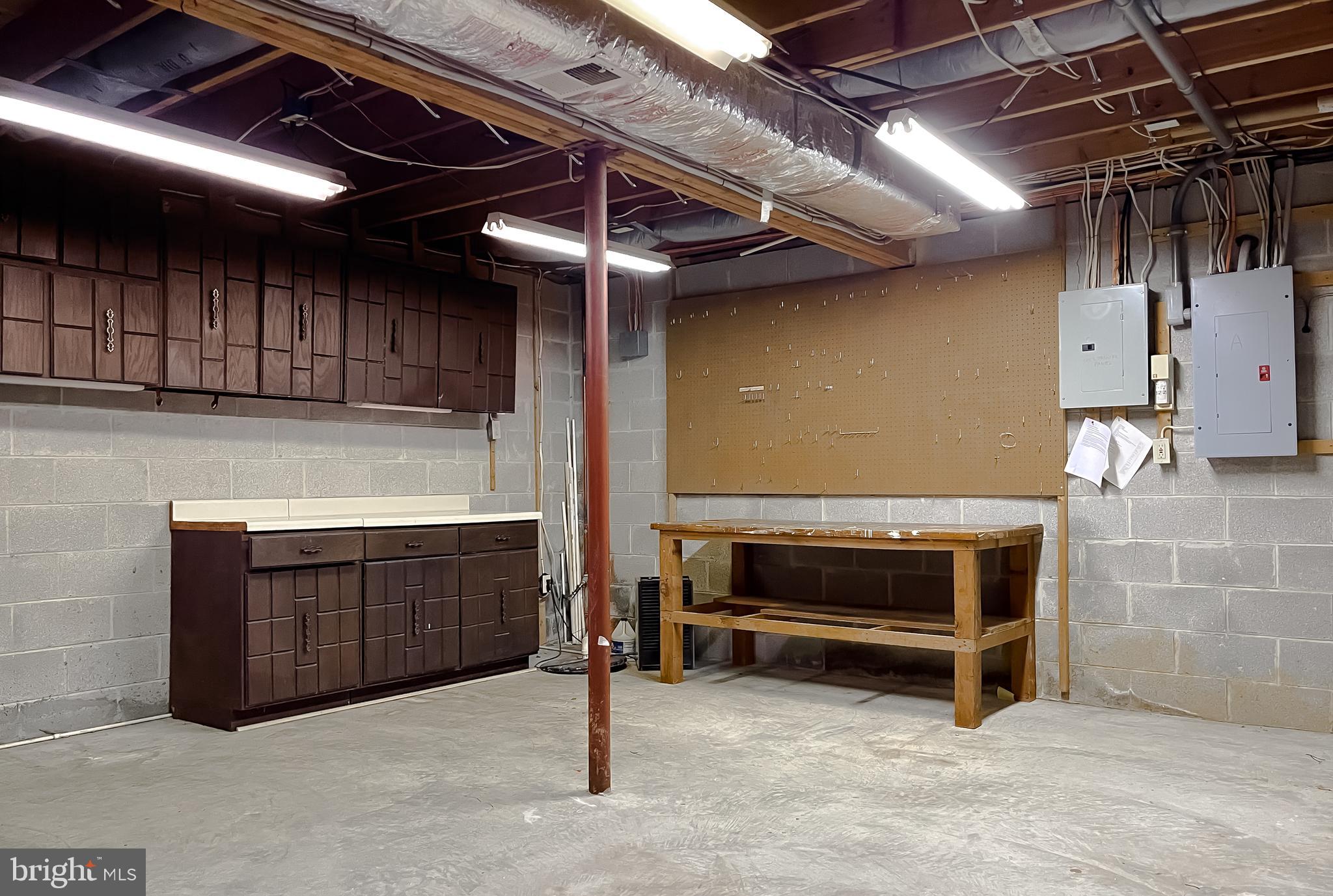 LEONARDTOWN - Residential