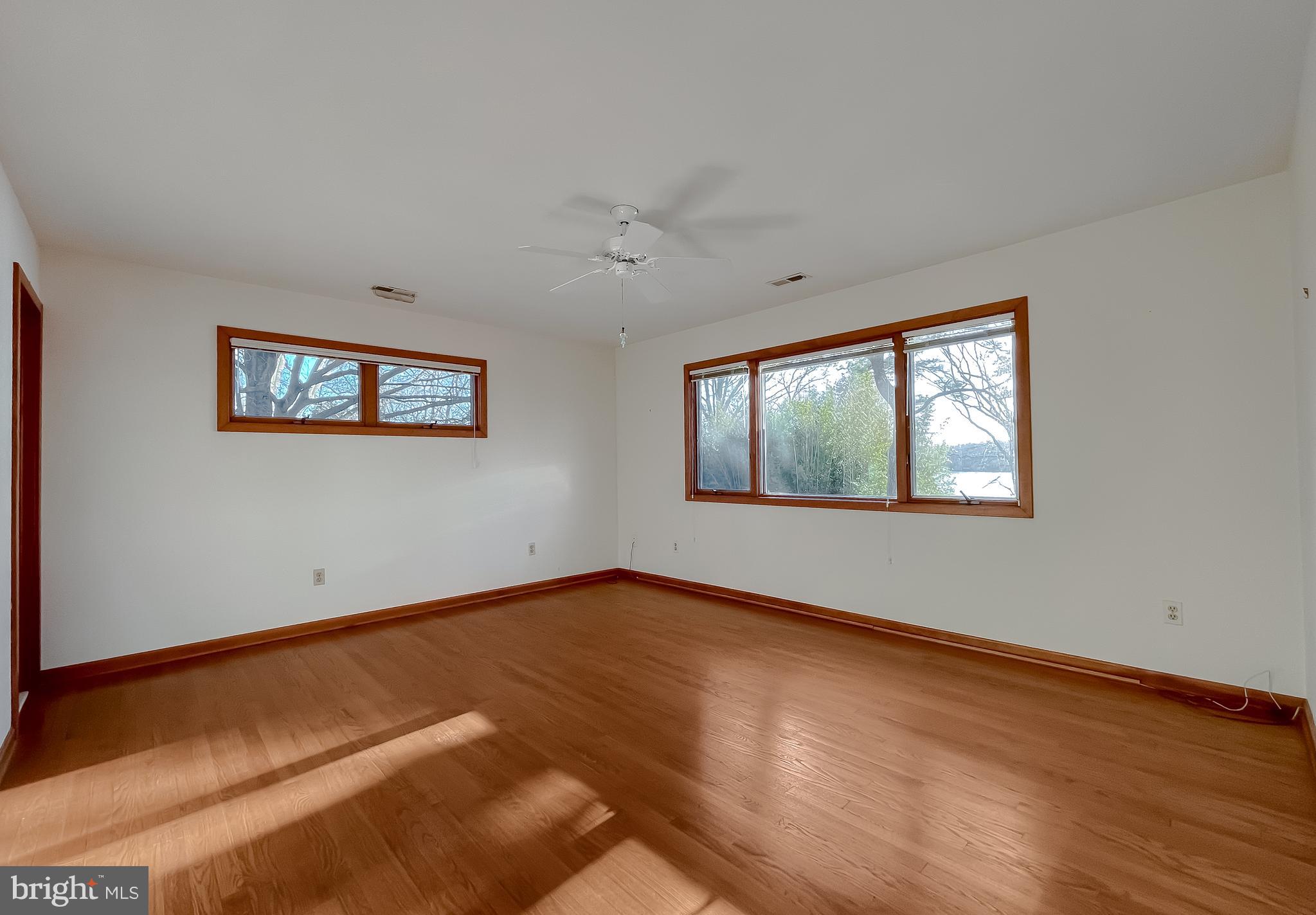 LEONARDTOWN - Residential