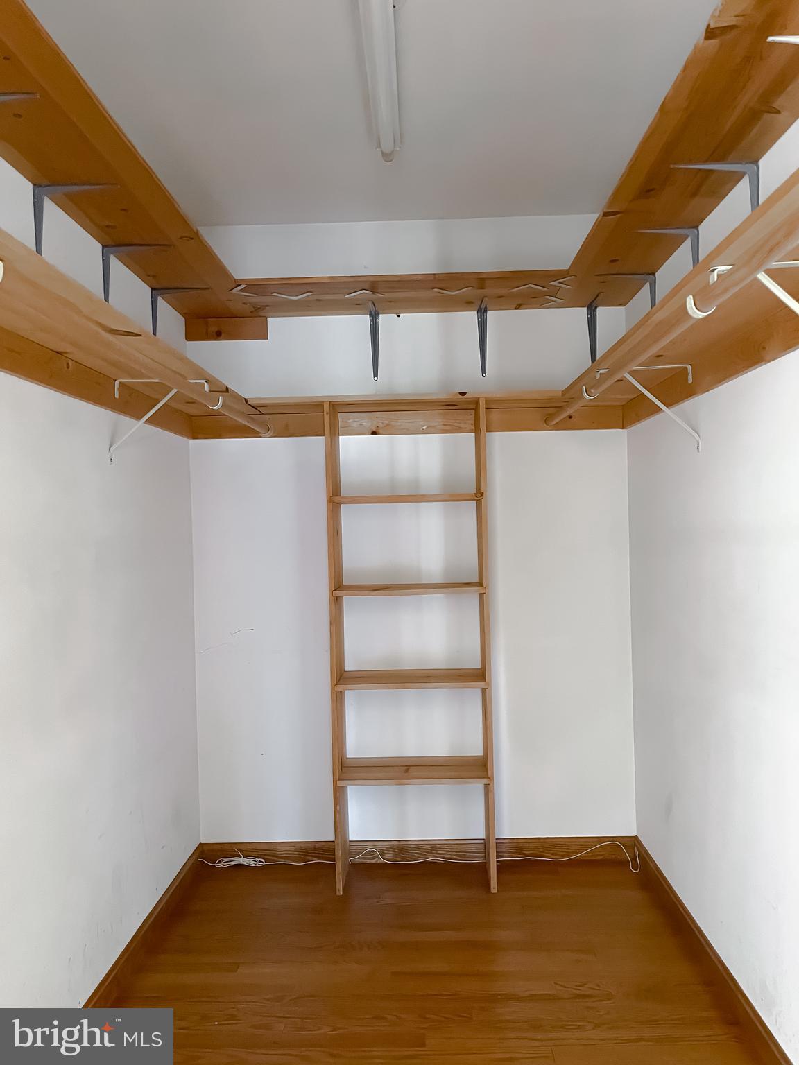 LEONARDTOWN - Residential