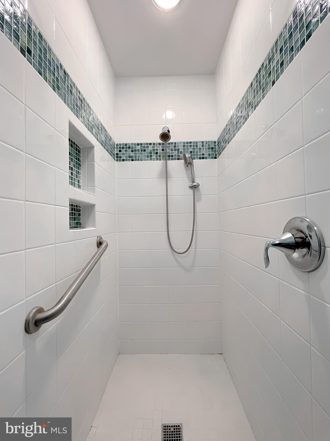 LEONARDTOWN - Residential