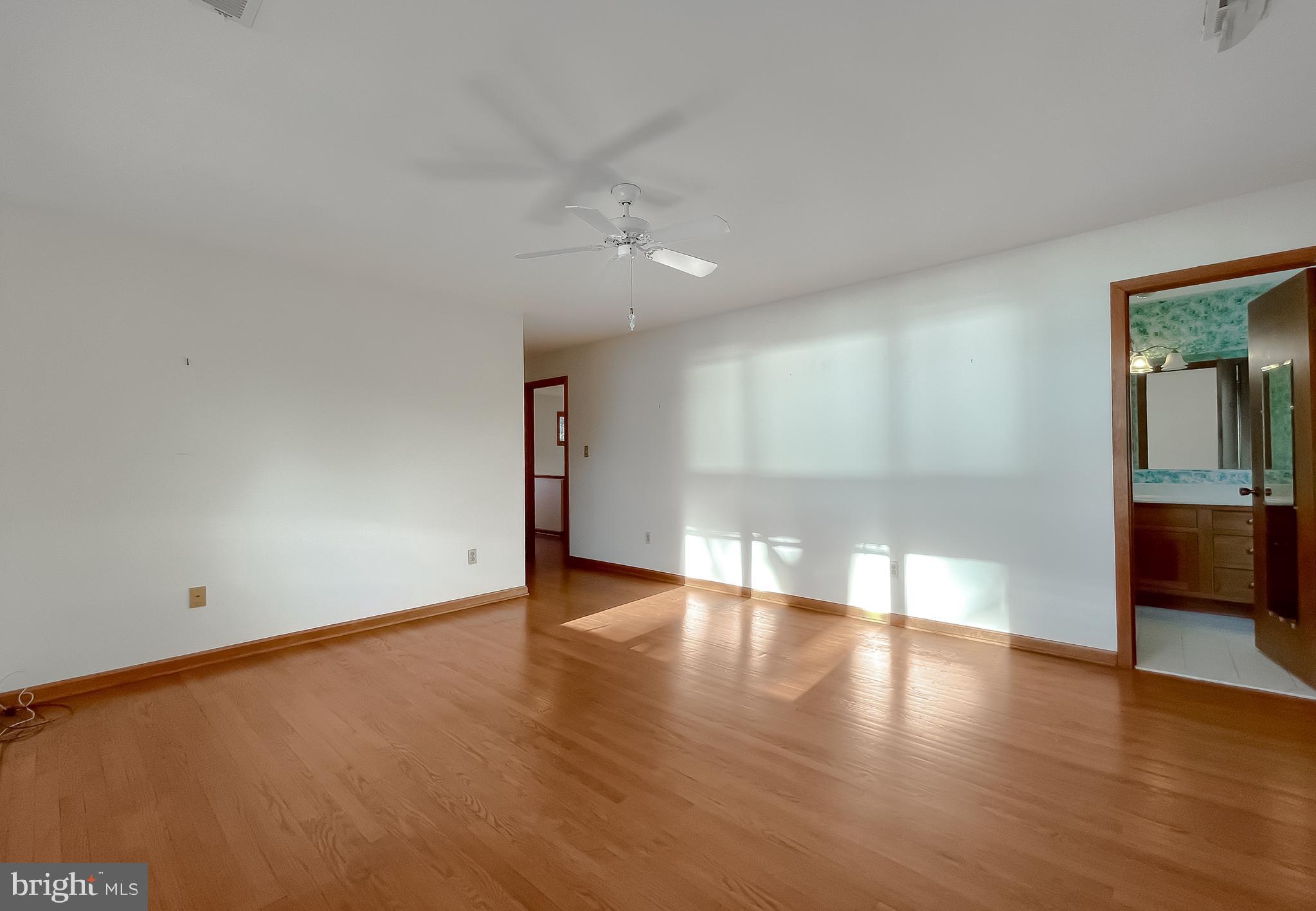 LEONARDTOWN - Residential