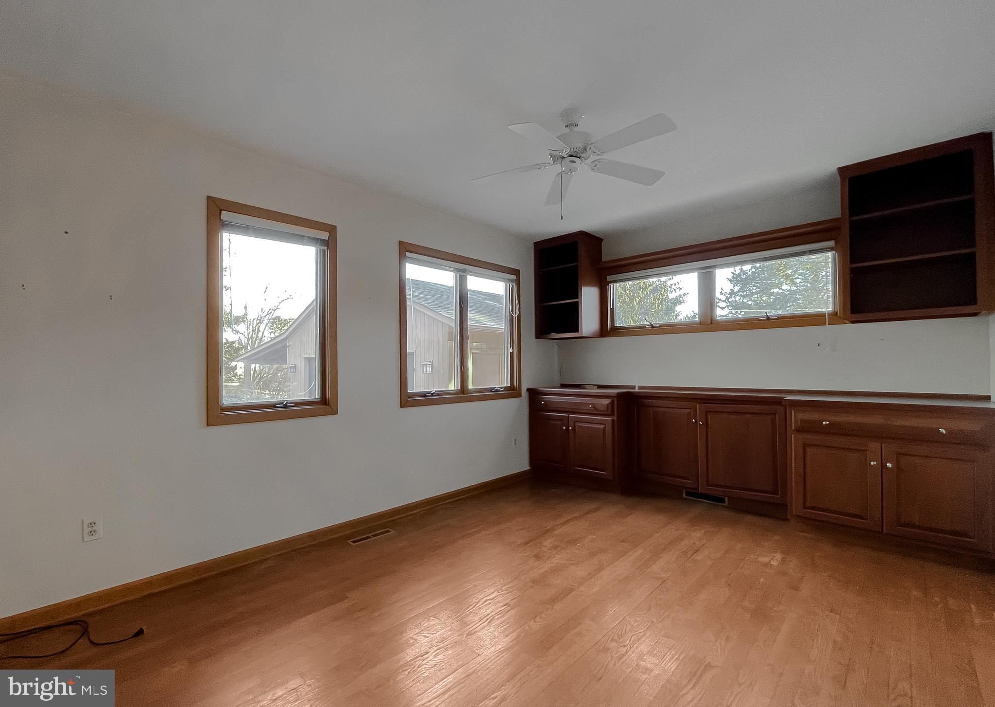 LEONARDTOWN - Residential