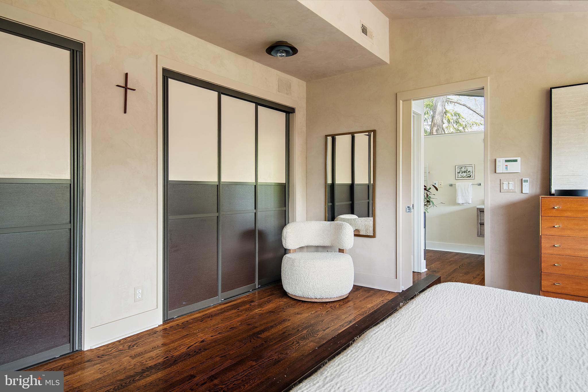 PENDENNIS MOUNT - Residential