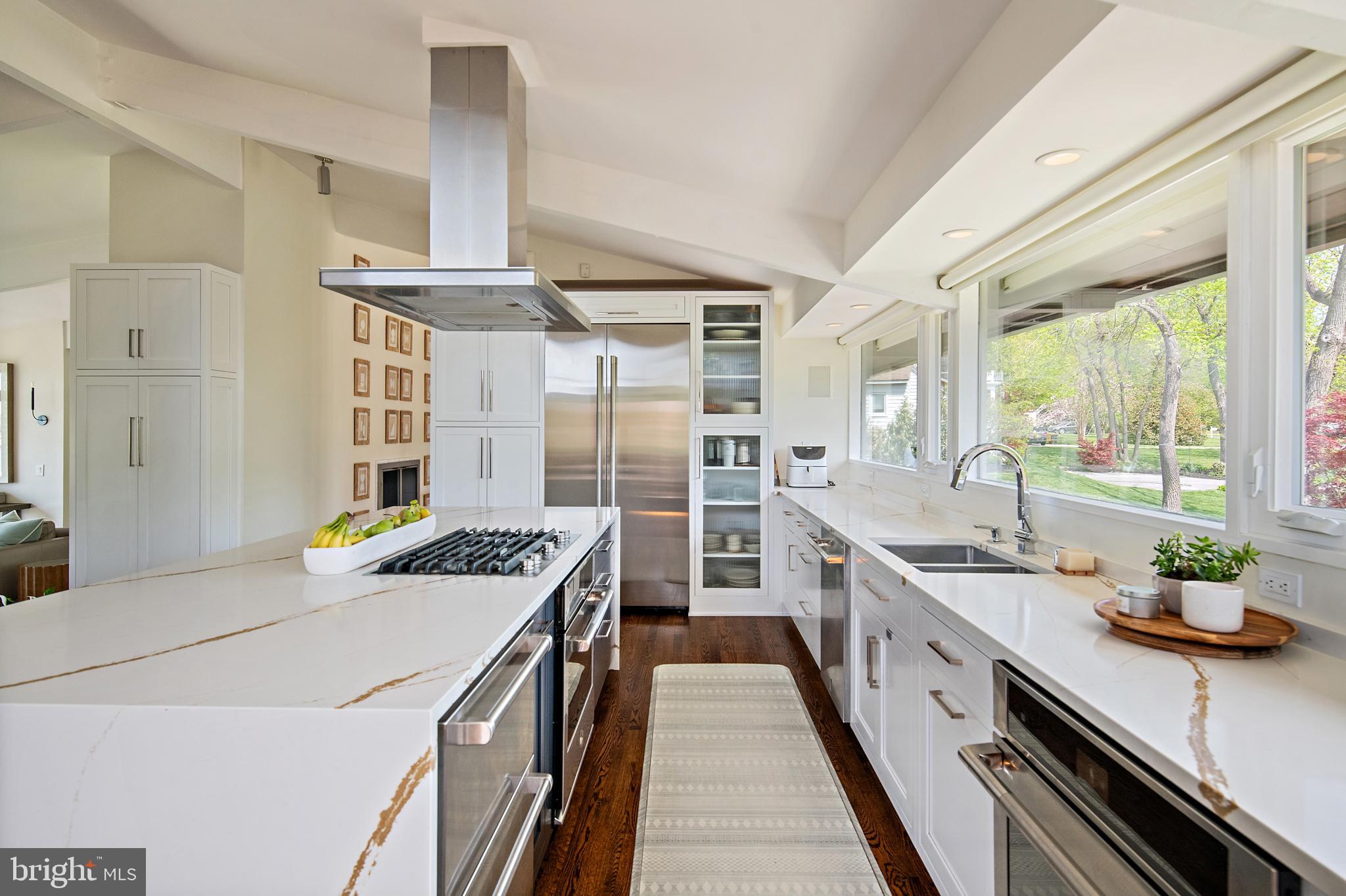 PENDENNIS MOUNT - Residential