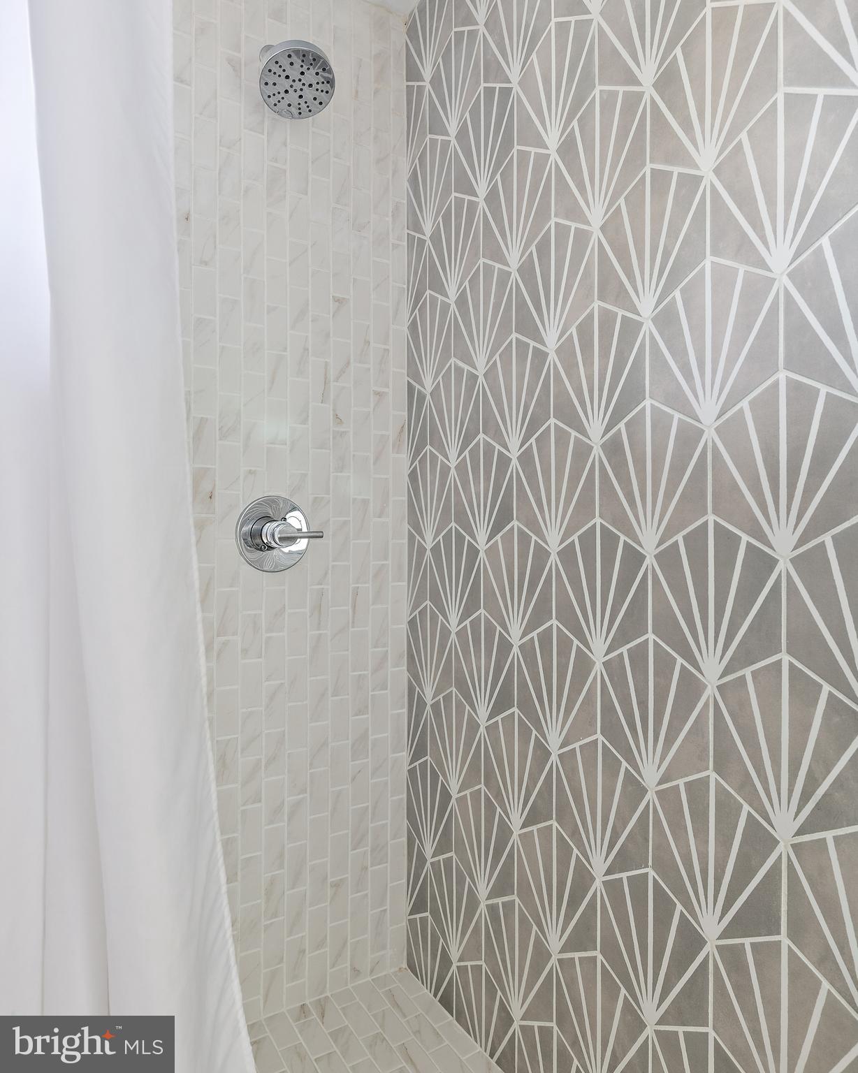 PENDENNIS MOUNT - Residential