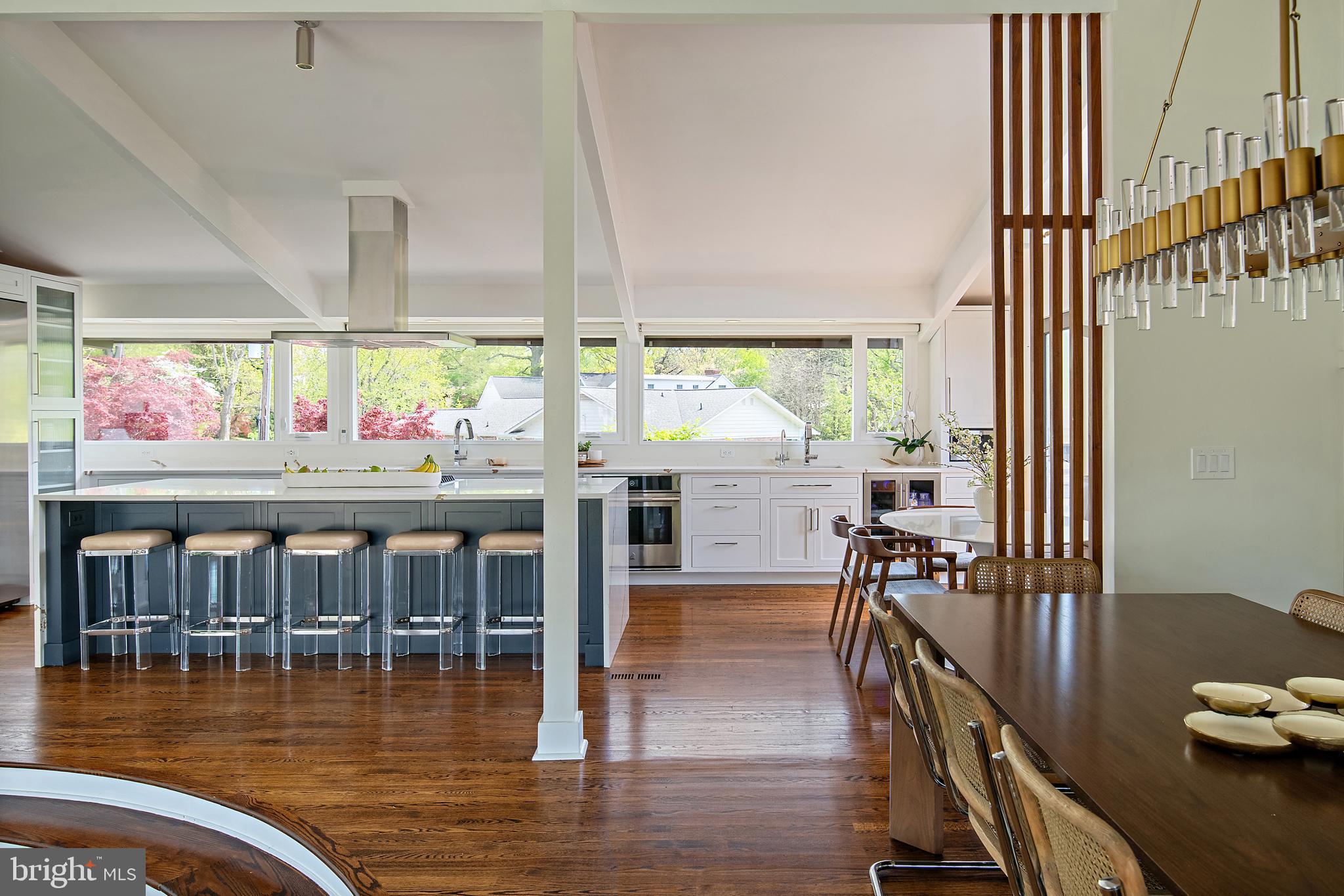 PENDENNIS MOUNT - Residential