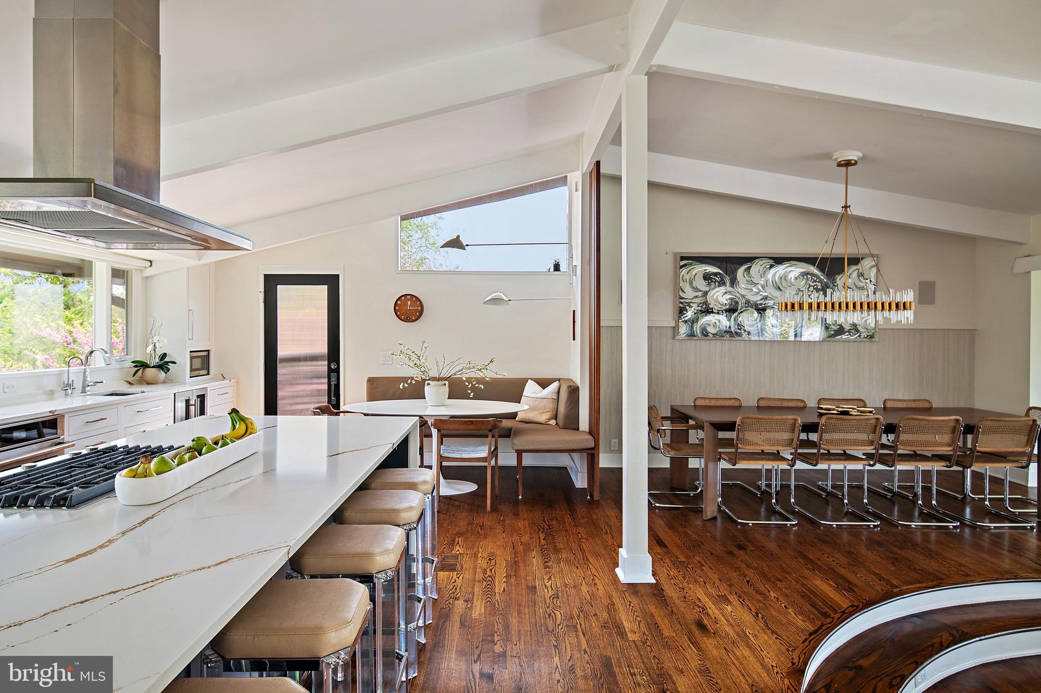 PENDENNIS MOUNT - Residential