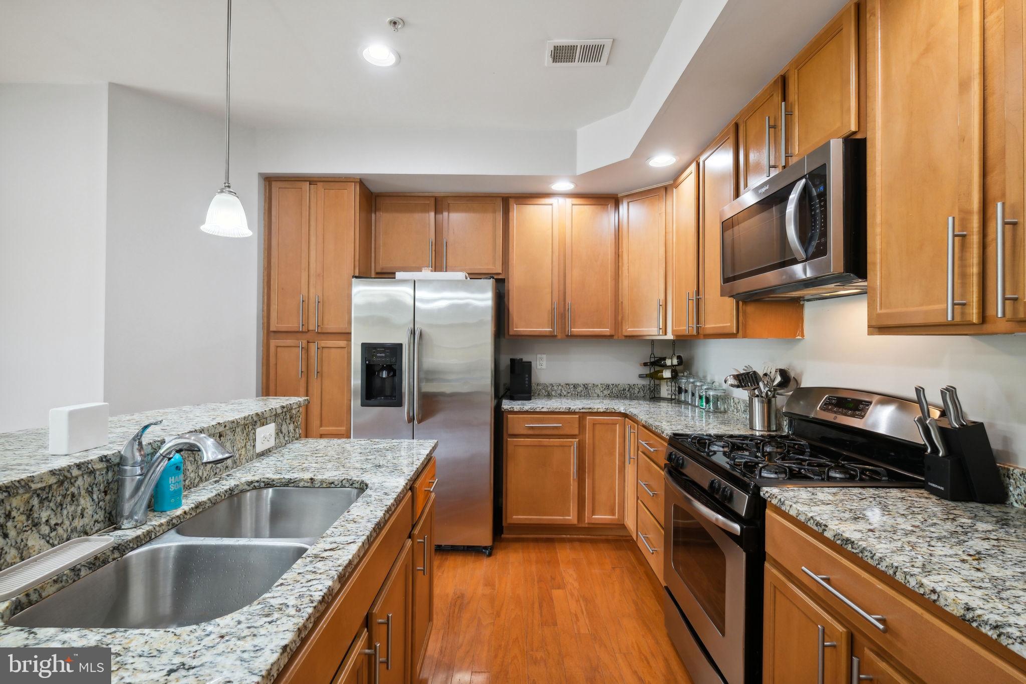 232 URBAN AVENUE 232