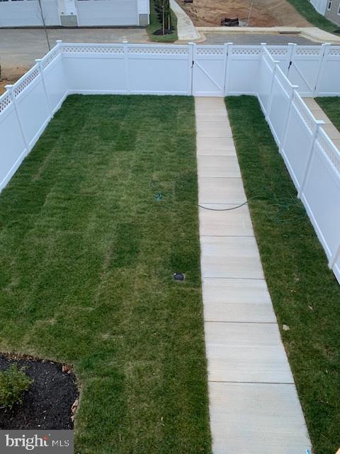 10578 ROUNDSTONE LANE